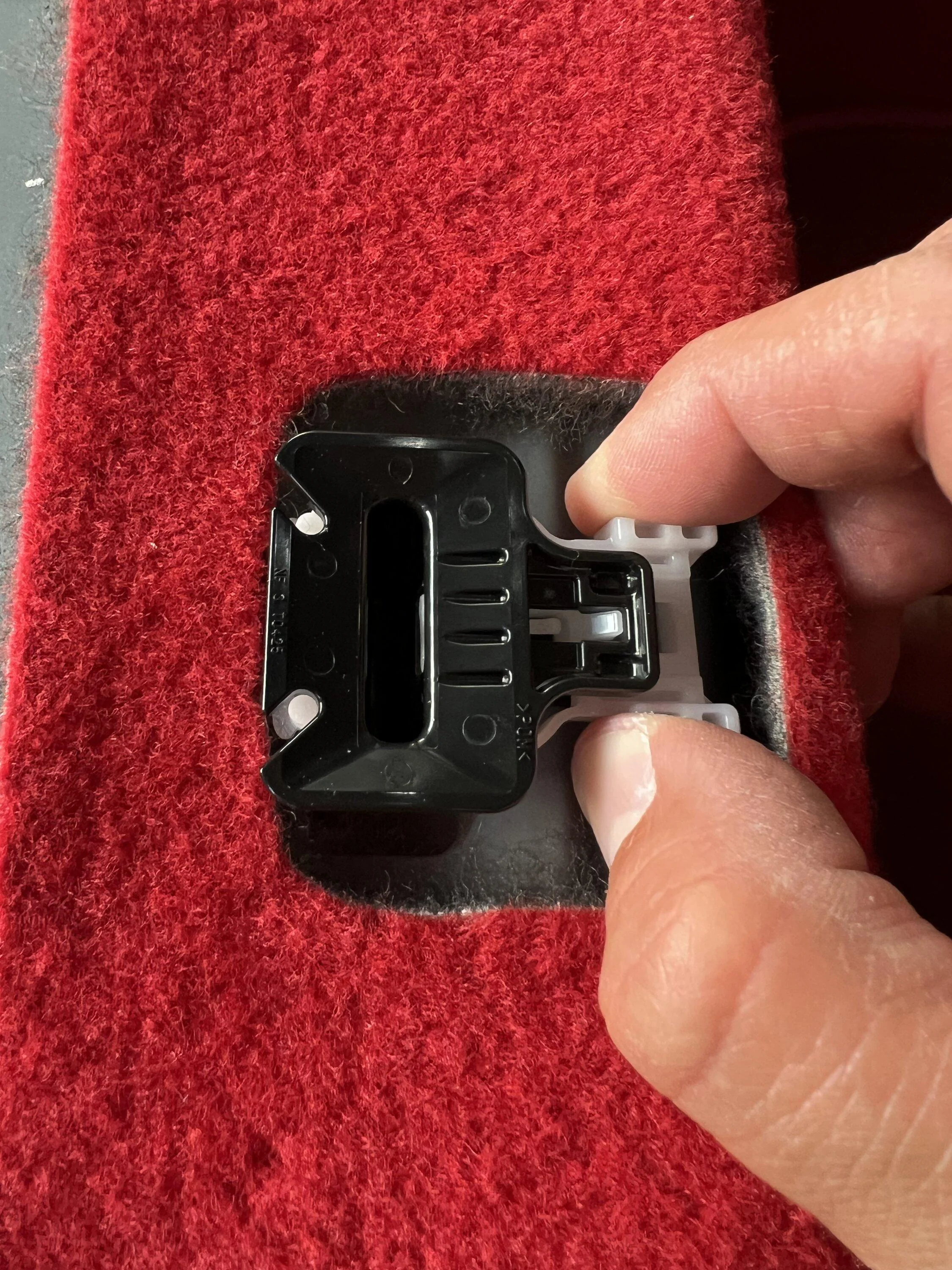 11th Gen Honda Civic Rear seat removal = weight reduction 01995B55-07D0-4B97-8394-6D606E1D8631