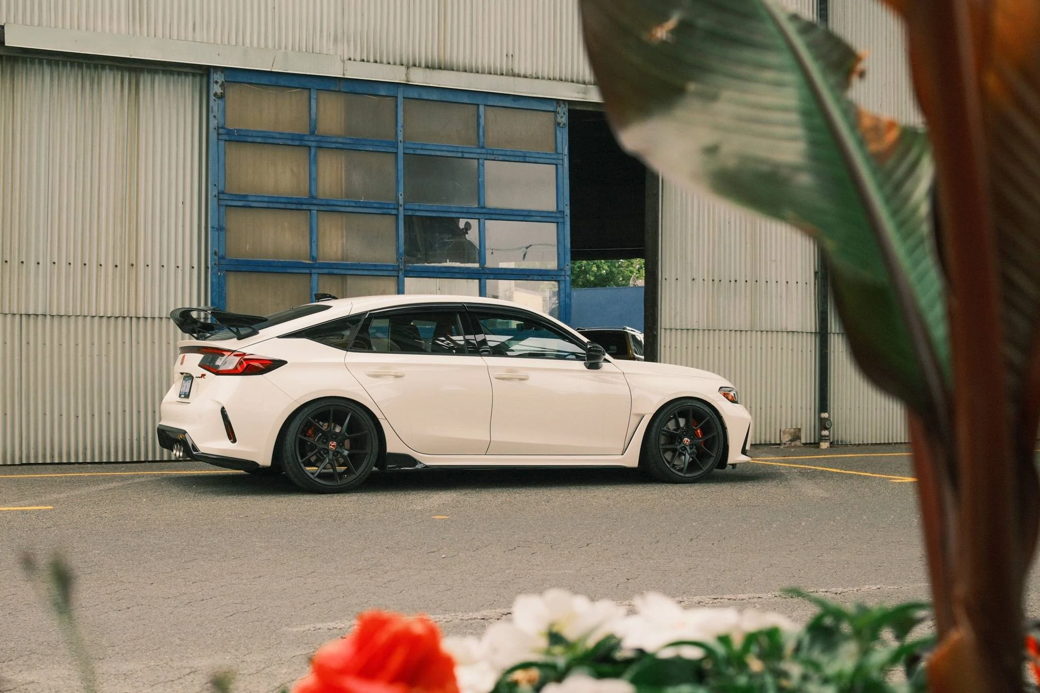 11th Gen Honda Civic Official CHAMPIONSHIP WHITE FL5 Type R Photos Thread 0A1EyT