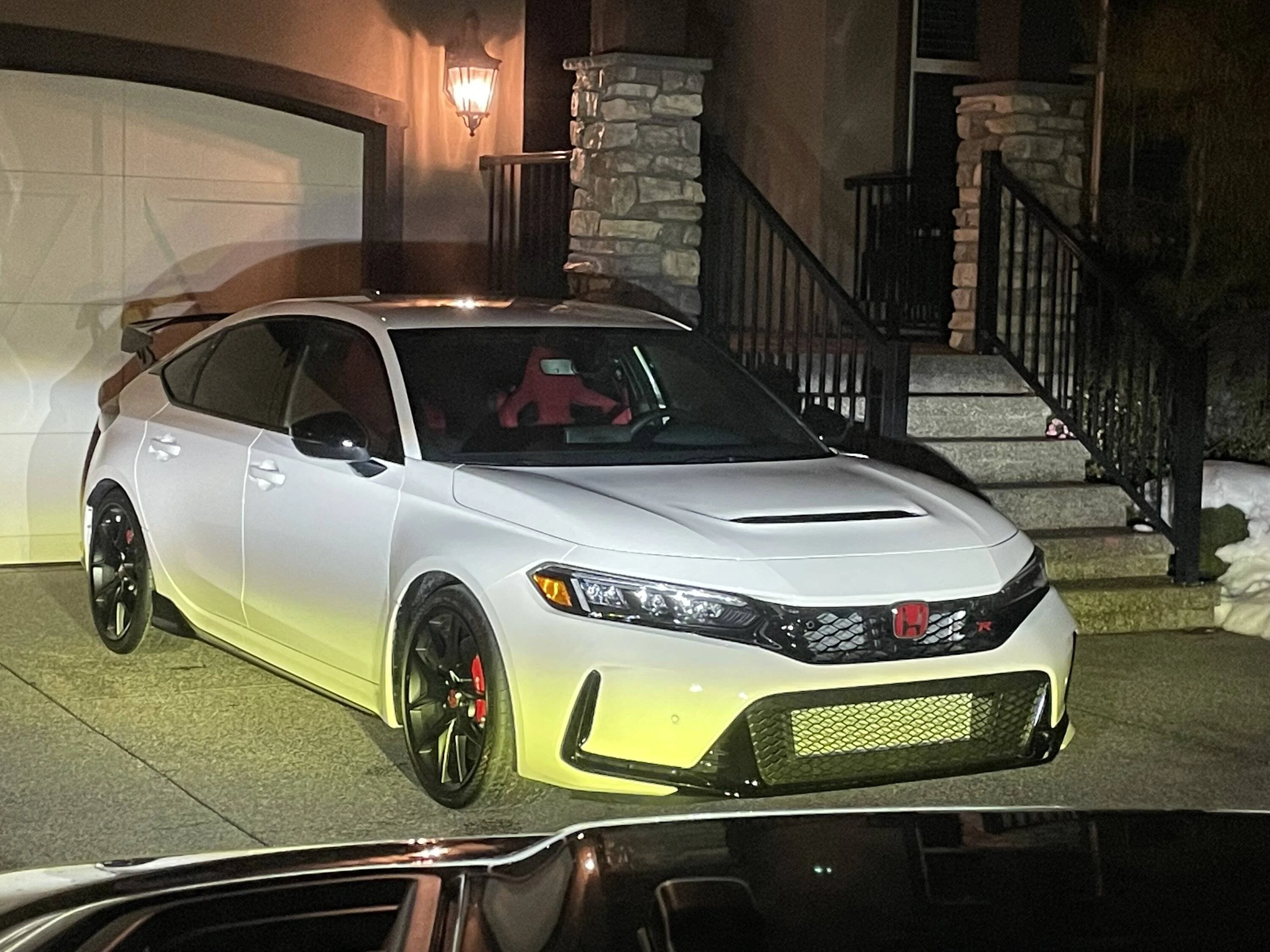 11th Gen Honda Civic Post your FL5 Civic Type R delivery pics! 🙌 📸 0D0D1085-09E7-4F6D-B2B9-E9B959B036AD