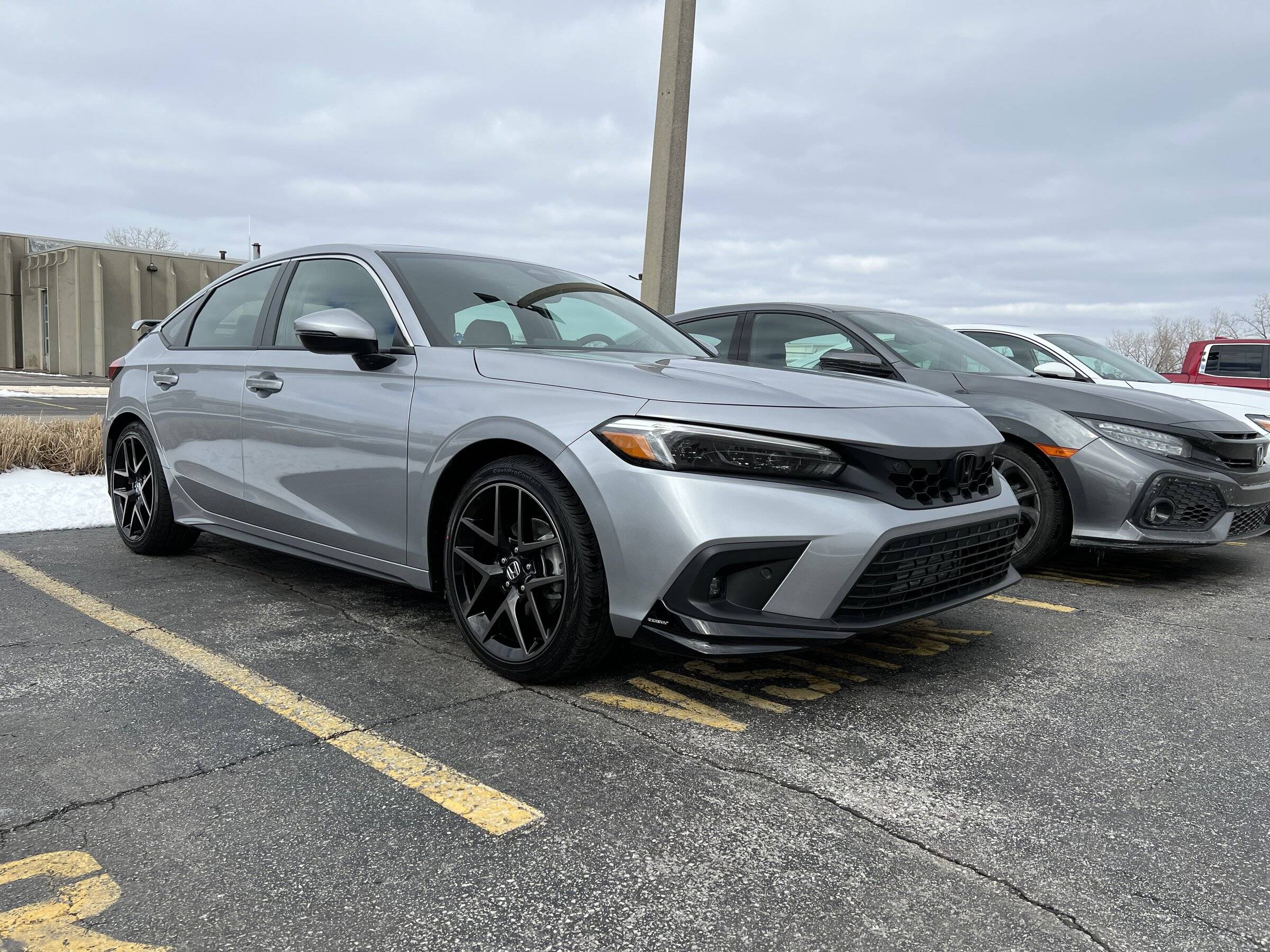 11th Gen Honda Civic Official LUNAR SILVER METALLIC 2022+ 11th Gen Civic & Si Thread 0D5AA351-52F3-425C-98C0-FCA651059C7F