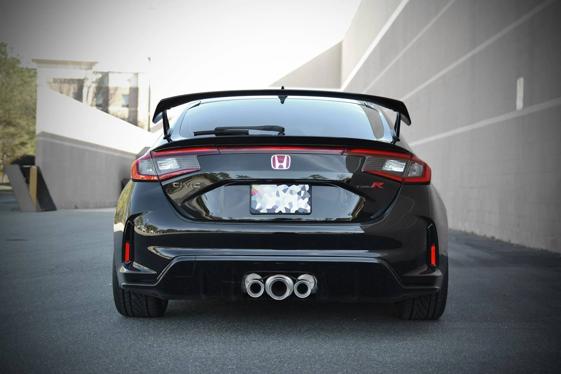 11th Gen Honda Civic Official CRYSTAL BLACK PEARL FL5 Type R Photos Thread 1