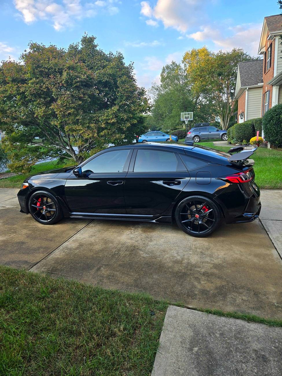 11th Gen Honda Civic Civic Unslammed.  FORMERLY:  Weirdo 2025 Type R Noob wants to INCREASE ground clearance. 1000001977