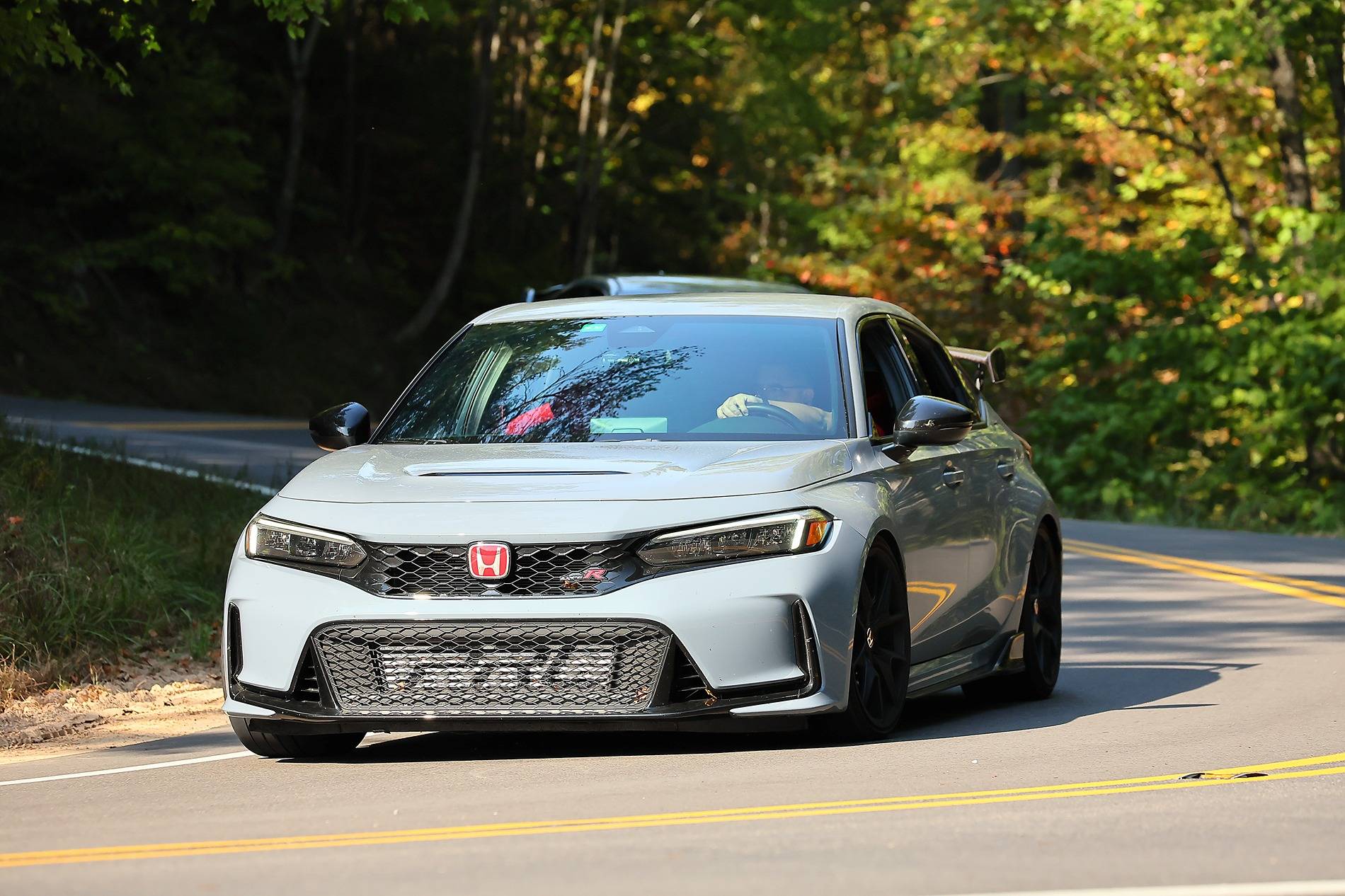 11th Gen Honda Civic Official SONIC GRAY PEARL FL5 Type R Photos Thread 1000007554