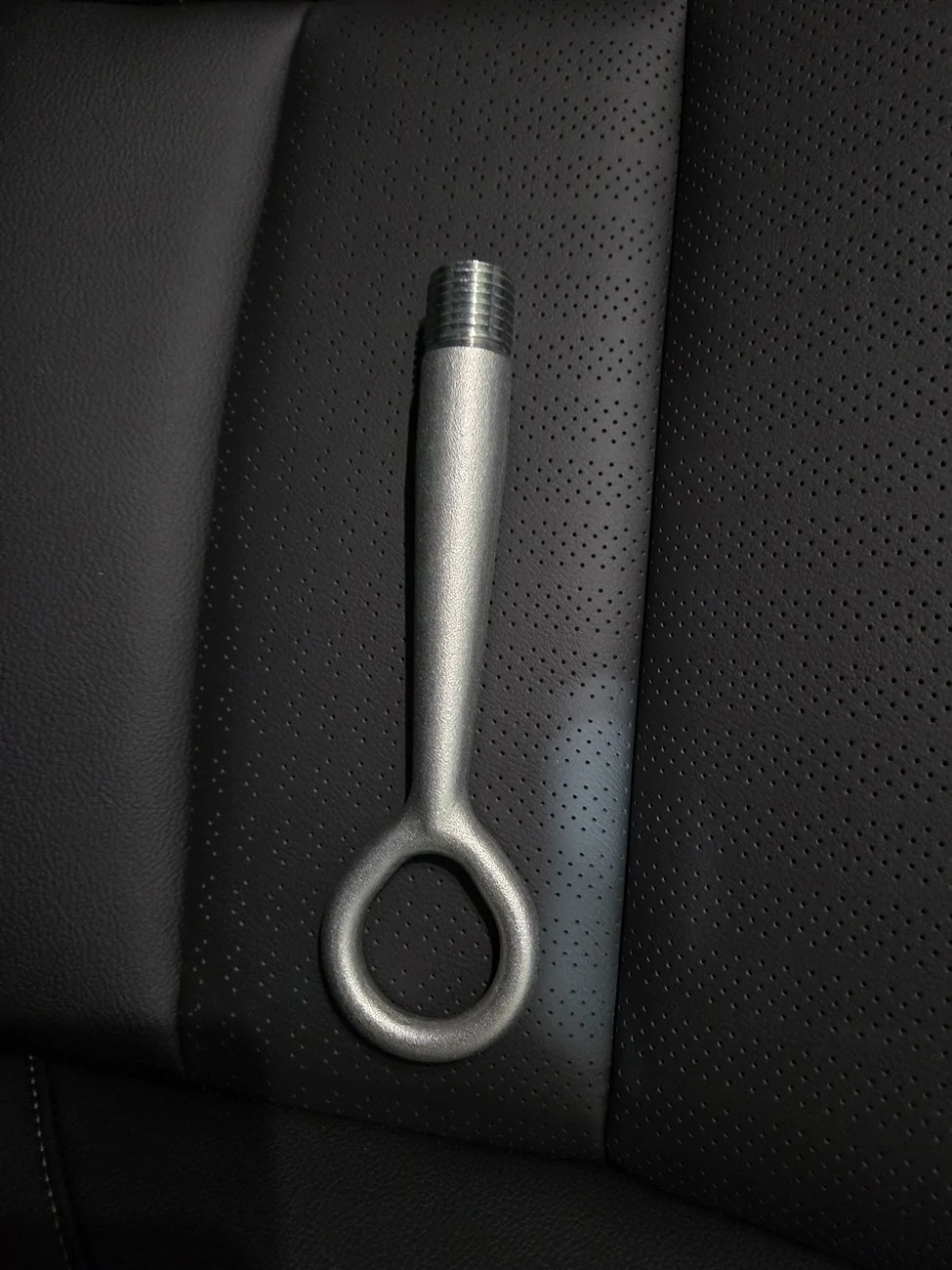 11th Gen Honda Civic Where does this Tow Hook thingy go? 1000007892