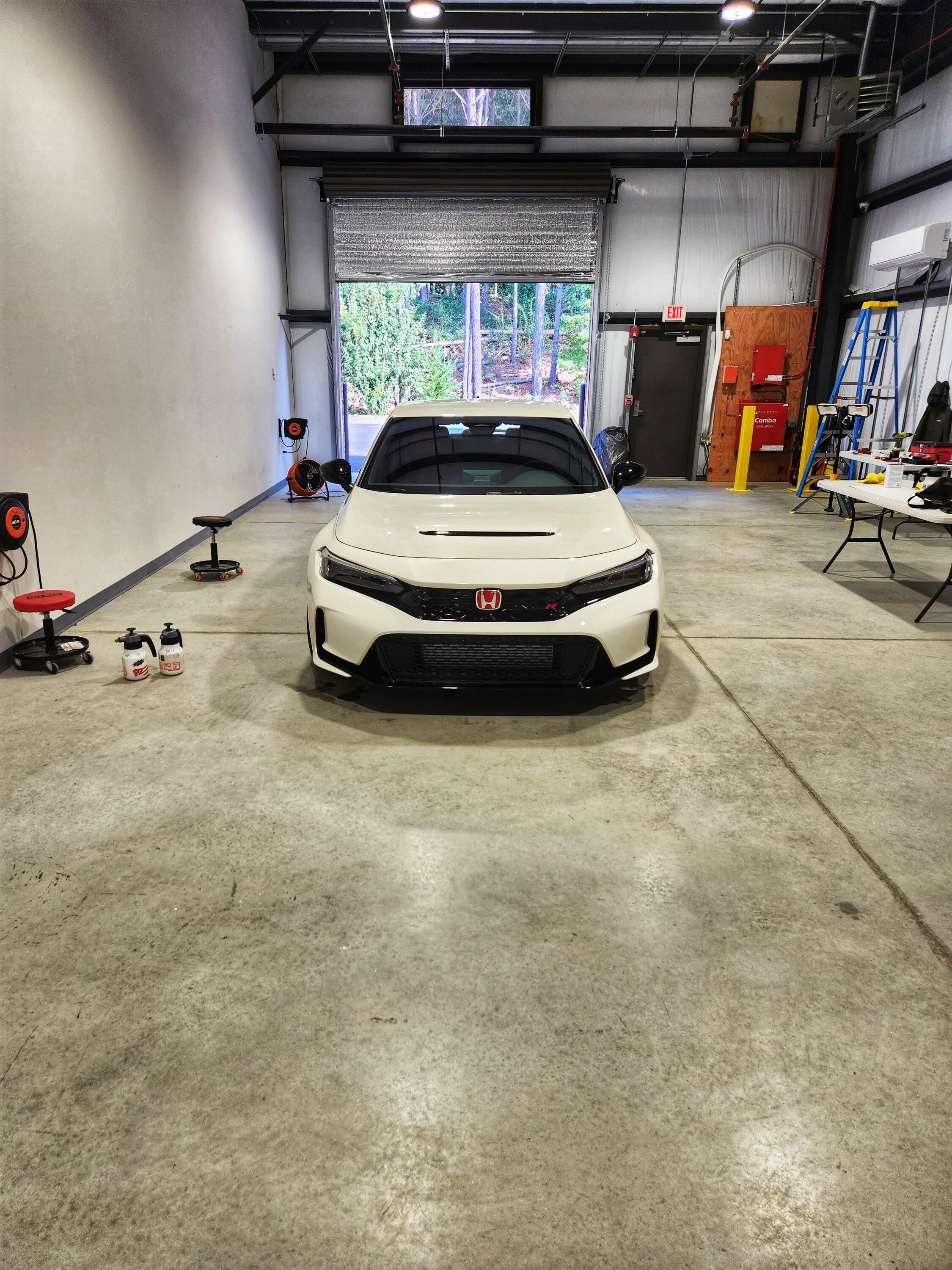 11th Gen Honda Civic Official CHAMPIONSHIP WHITE FL5 Type R Photos Thread 1000014920_edited