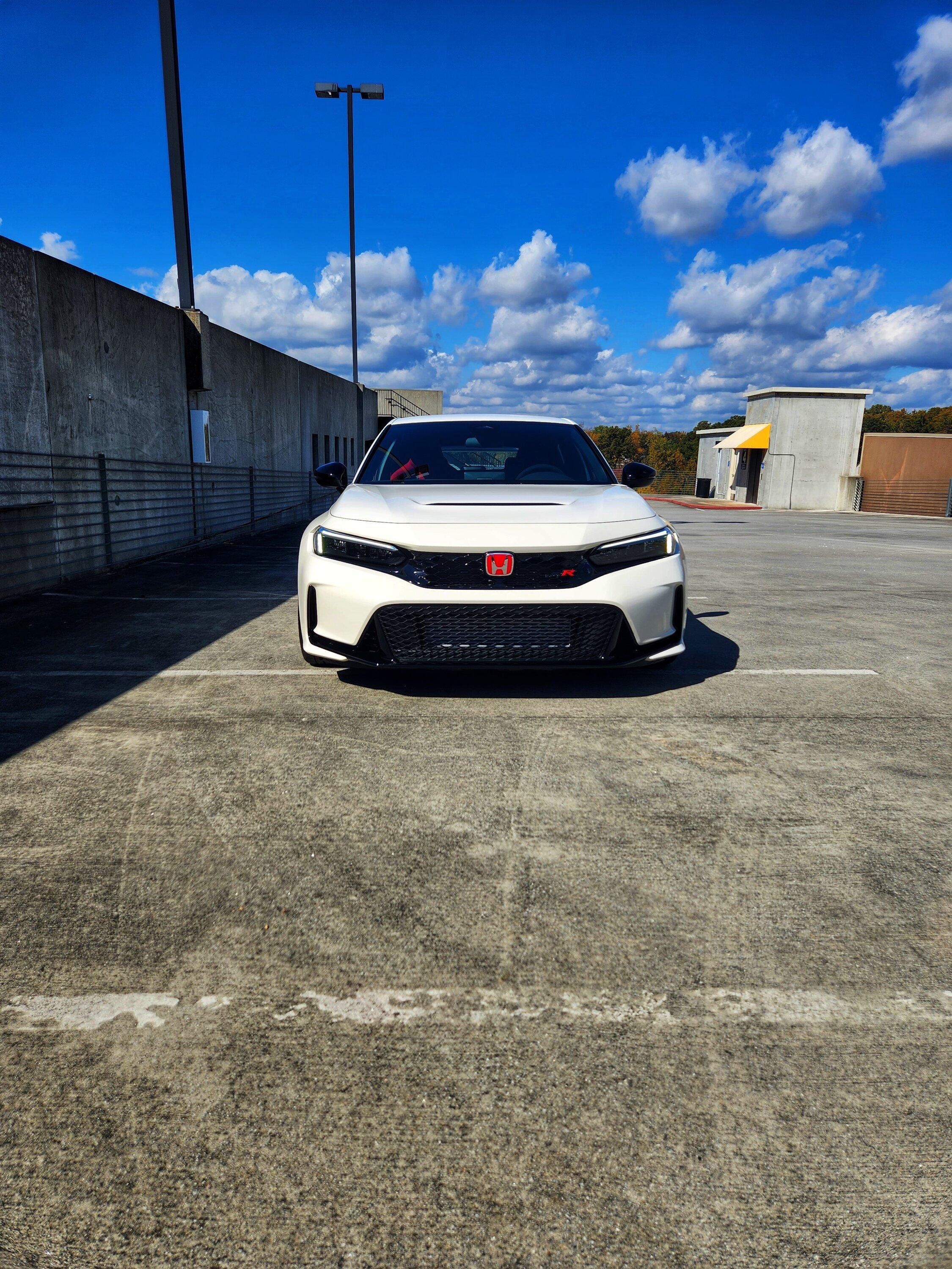 11th Gen Honda Civic Official CHAMPIONSHIP WHITE FL5 Type R Photos Thread 1000016678_edited
