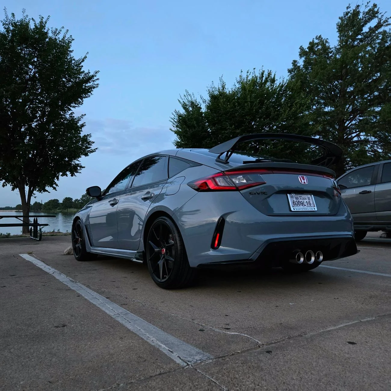11th Gen Honda Civic Official SONIC GRAY PEARL FL5 Type R Photos Thread 1000035691