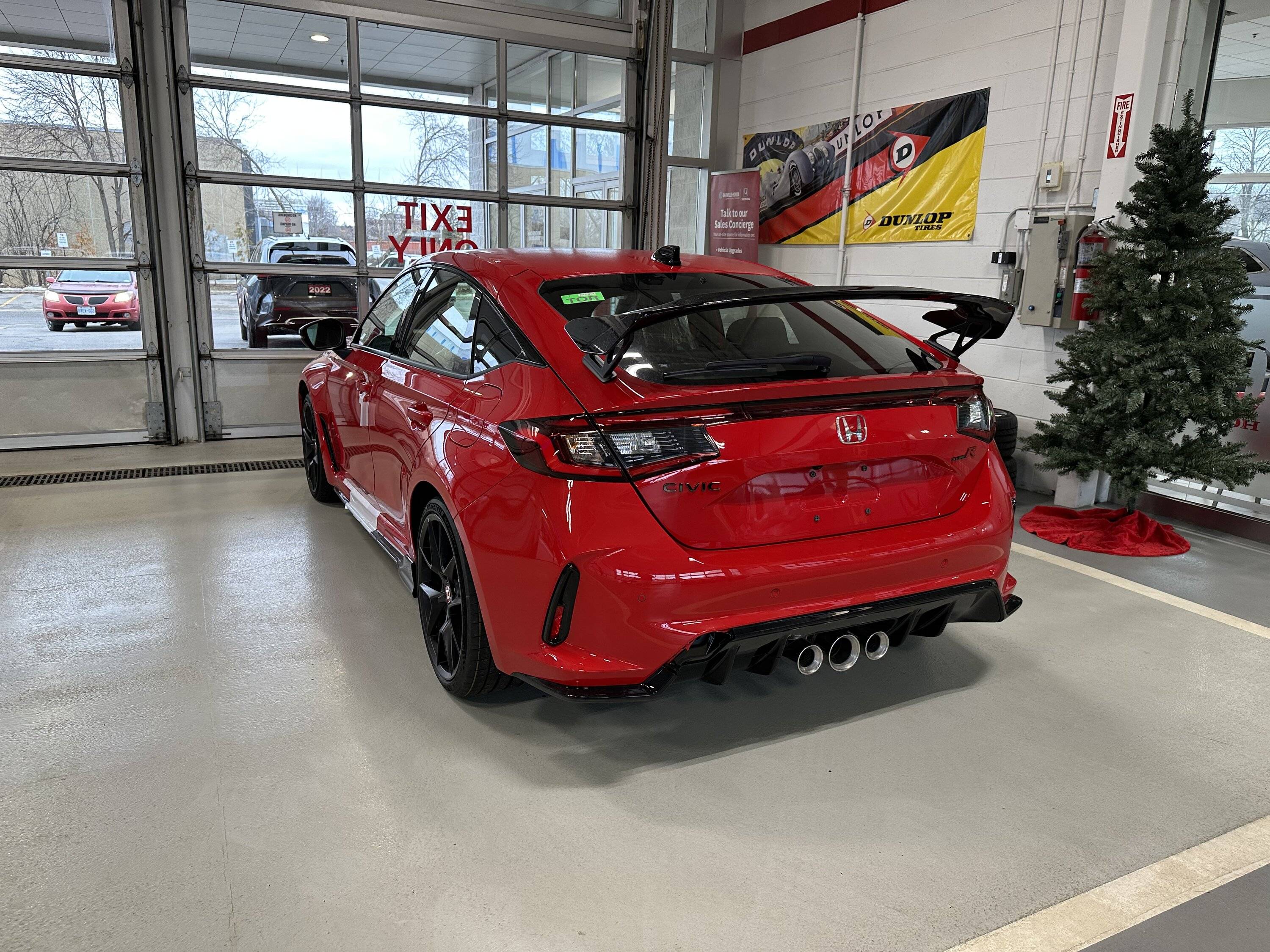 11th Gen Honda Civic Official RALLYE RED FL5 Type R Photos Thread 117FC5DE-F36F-4ED0-9E16-DF3E2BF0857C