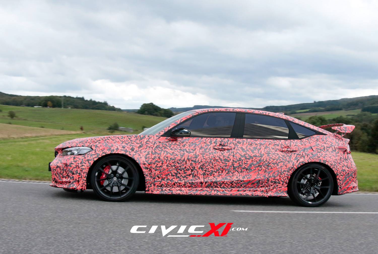 11th Gen Honda Civic 2022 Civic Type R spied testing near Nürburgring ahead of next week's track testing! 1633465800397