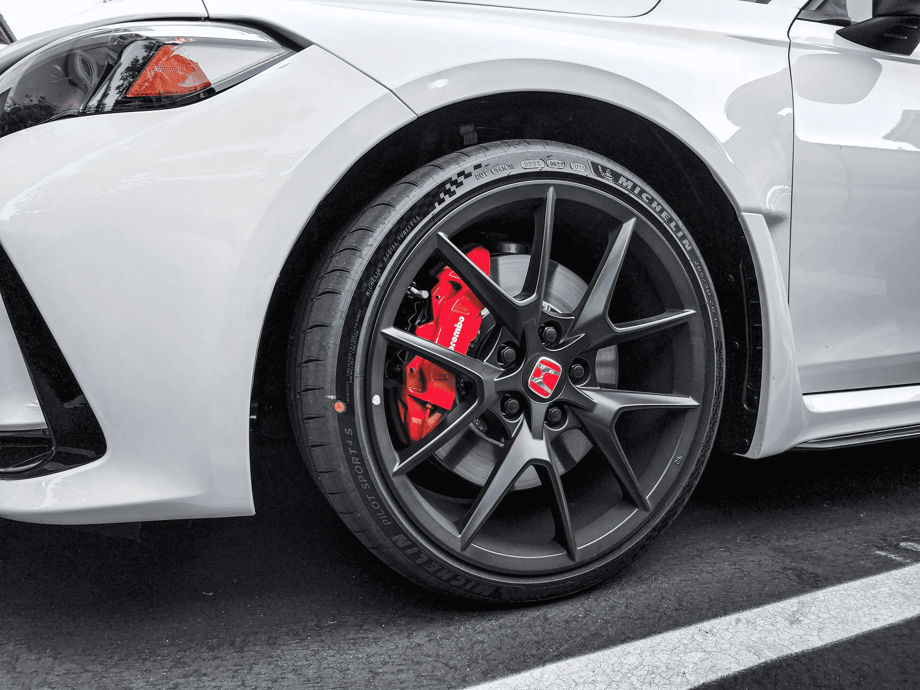 11th Gen Honda Civic Official CHAMPIONSHIP WHITE FL5 Type R Photos Thread 1660515828646