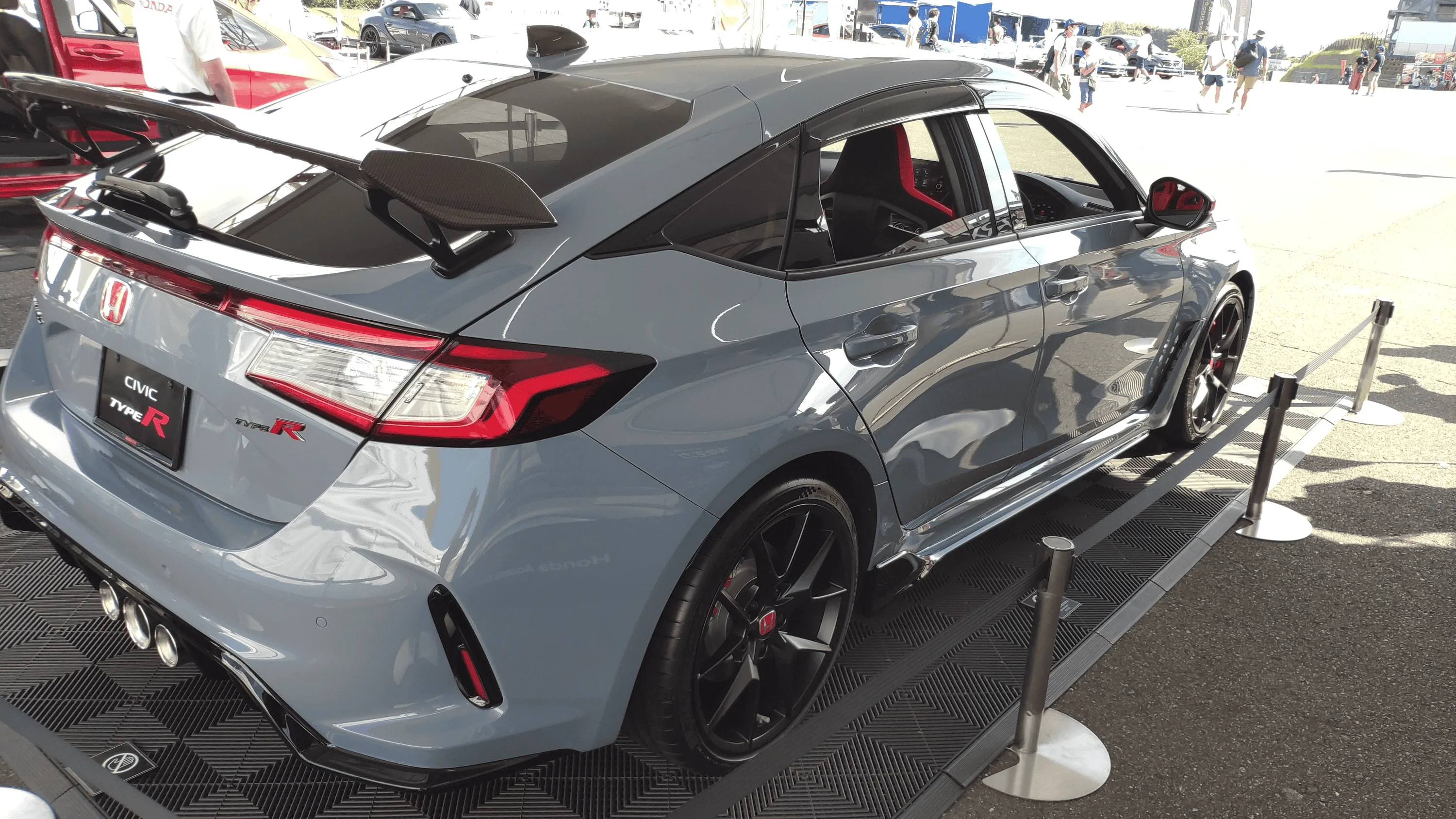 11th Gen Honda Civic Official SONIC GRAY PEARL FL5 Type R Photos Thread 1661892464615-png