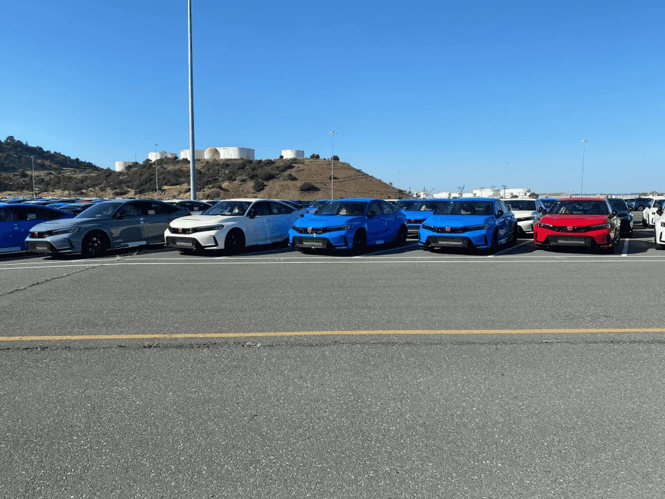 11th Gen Honda Civic Looks like US Civic Type R FL5 versions are on their way to shipping... 1664197347343