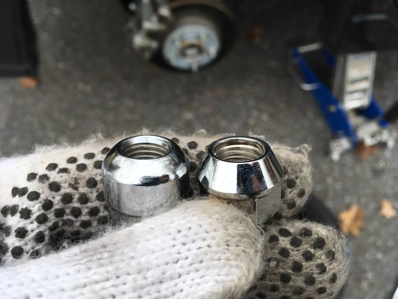 11th Gen Honda Civic Winter wheelset - 16" steel with 215/55 Pirelli Sottozero 3 and full set of lug nuts - also posted at civicx forums.  Local only, please. 1669826389051