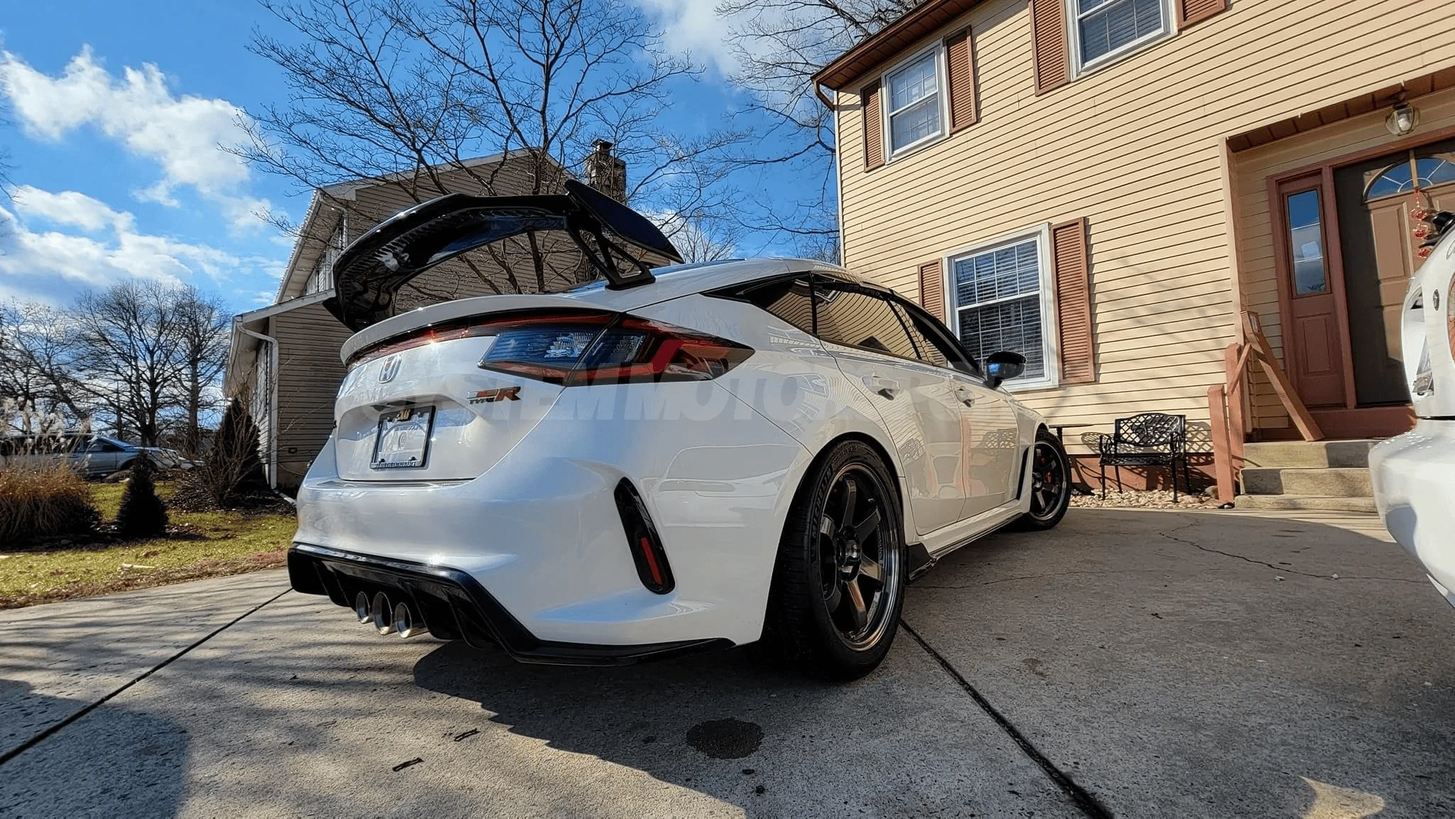 11th Gen Honda Civic Championship White FL5 Civic Type R + 18x9.5 TE37's + 285's! 1698269038527