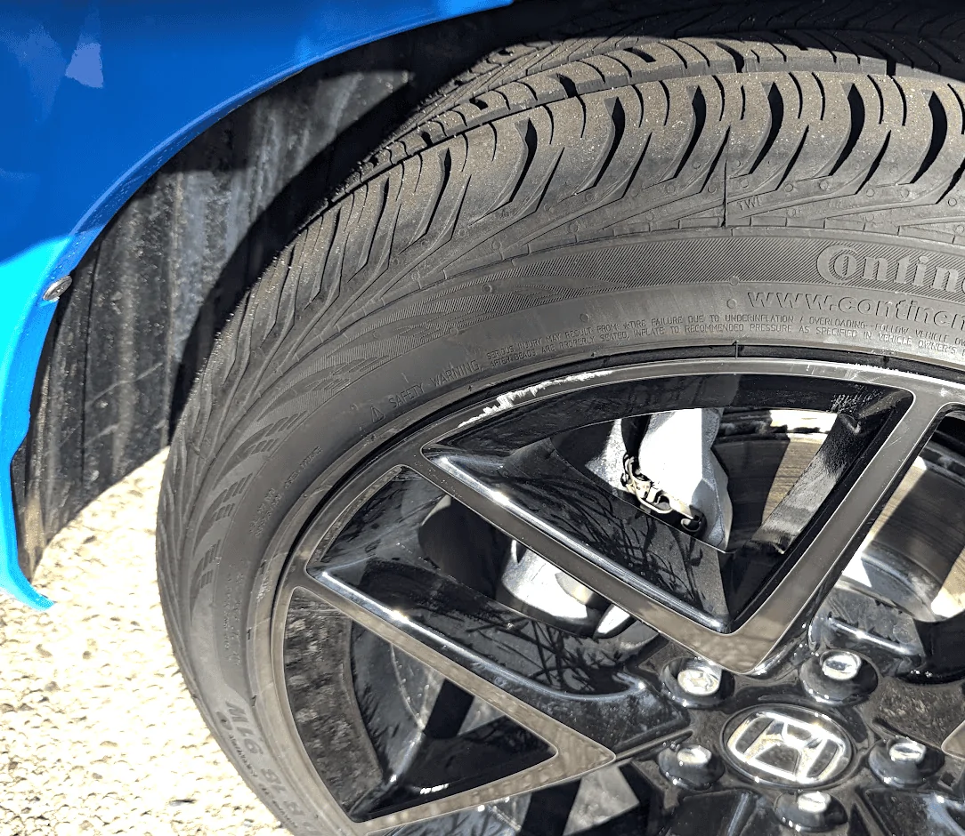 11th Gen Honda Civic Curb rash on the 2-tone wheels, are they painted or just cleared? 1711047722697-6t