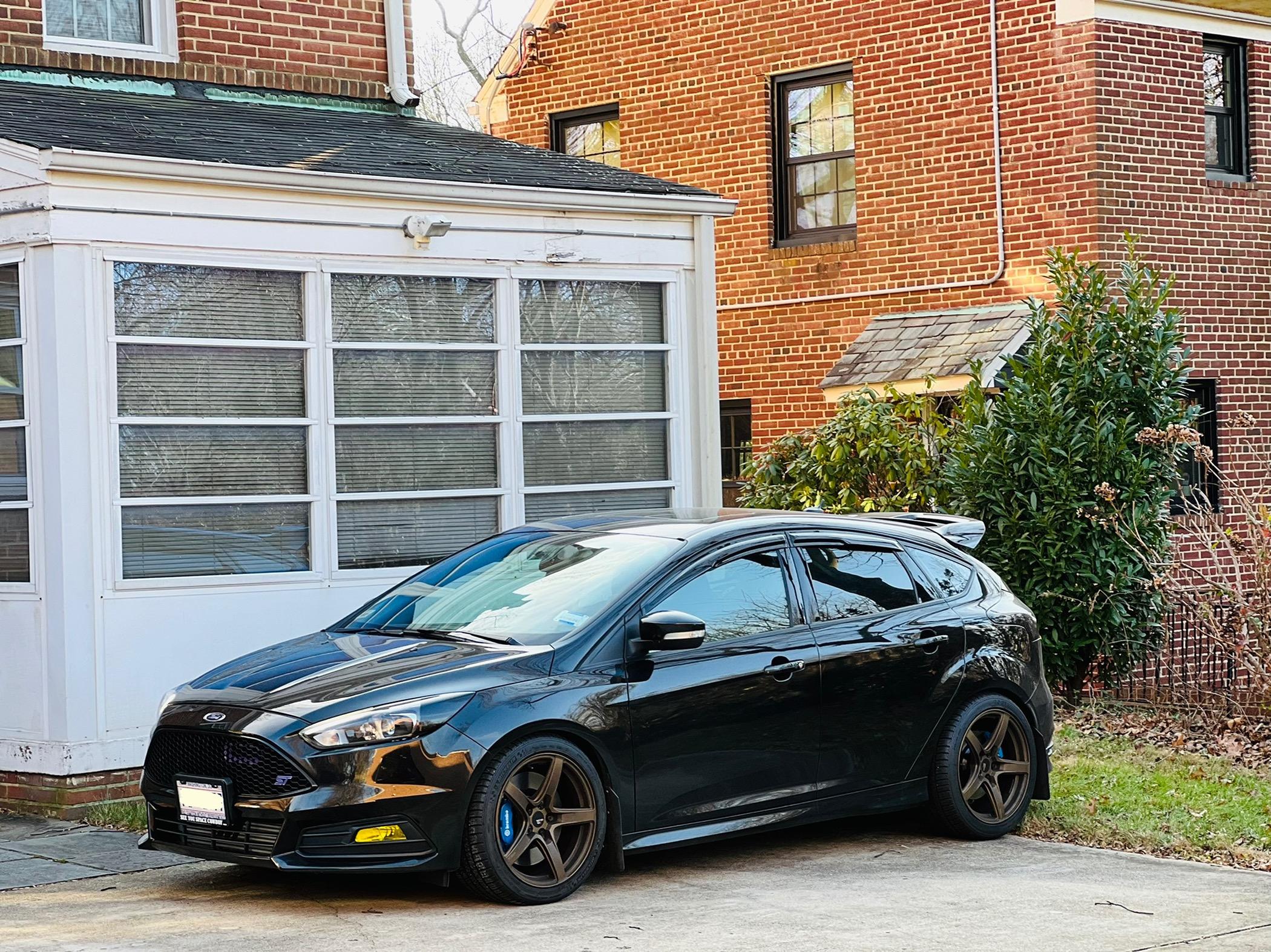 11th Gen Honda Civic Whats your other car in addition to your CTR? 1712718483104-5o