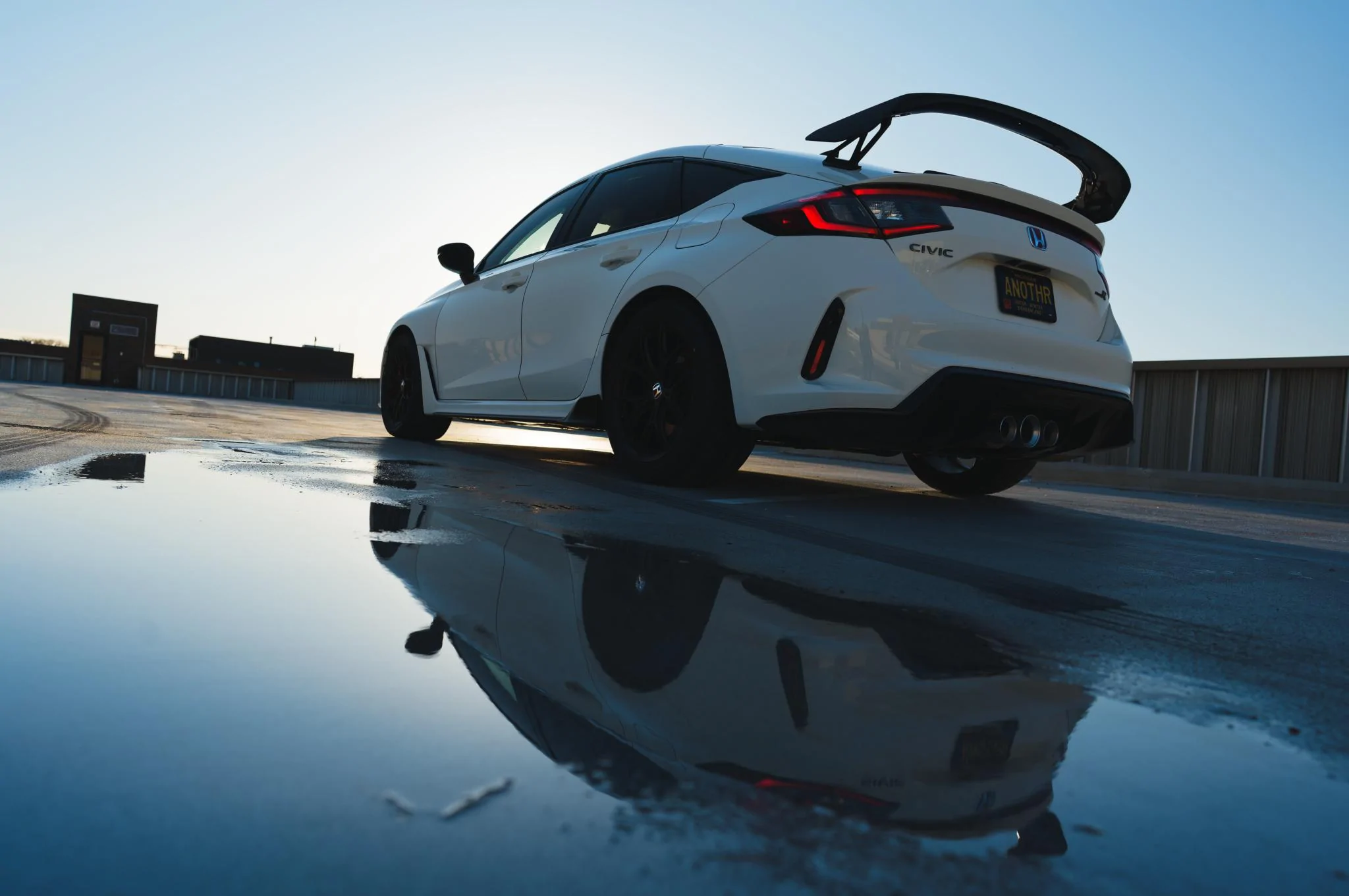 11th Gen Honda Civic Official CHAMPIONSHIP WHITE FL5 Type R Photos Thread 1713049362886-m2