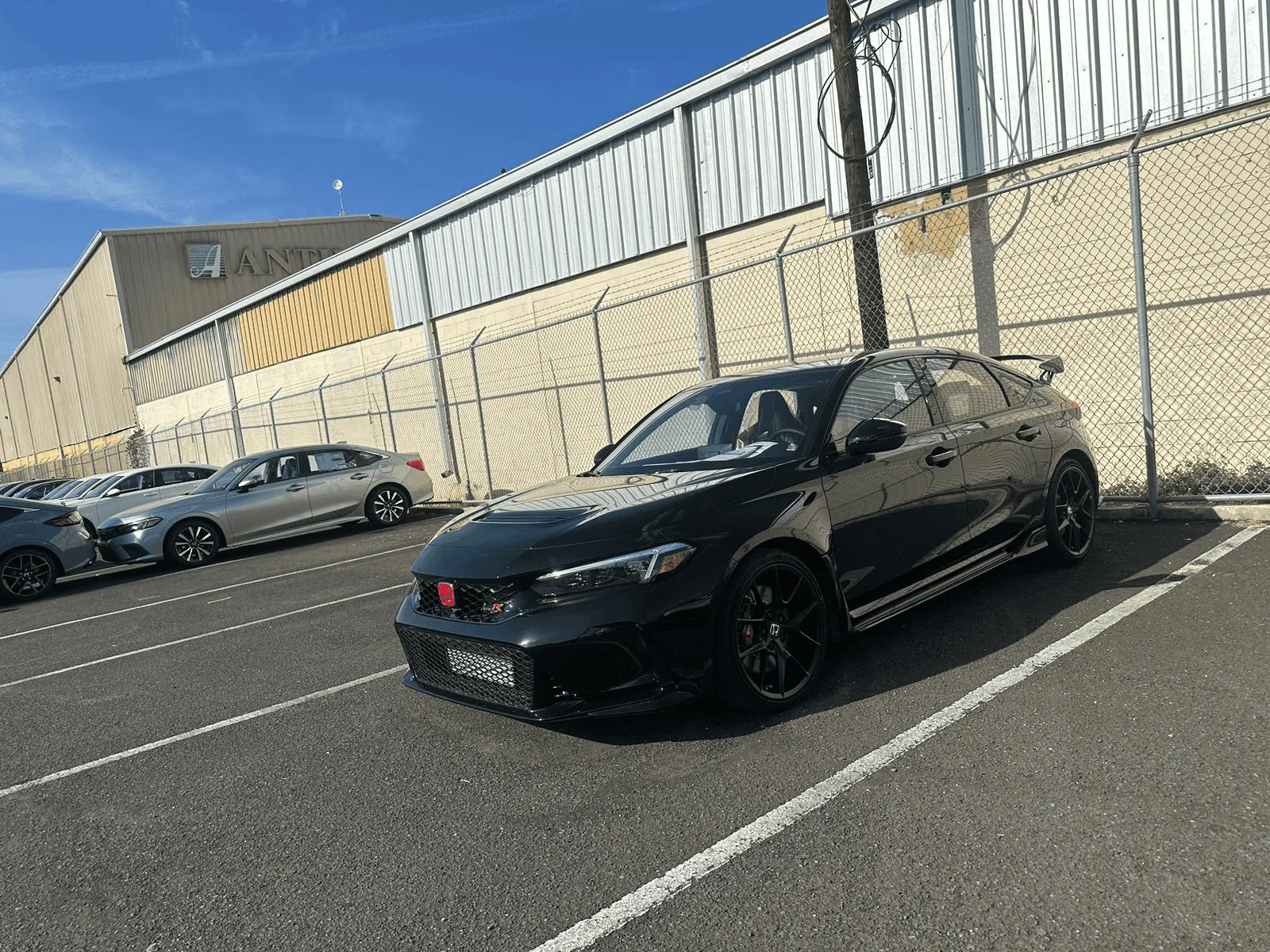 11th Gen Honda Civic Post your FL5 Civic Type R delivery pics! 🙌 📸 1721862964358-s7