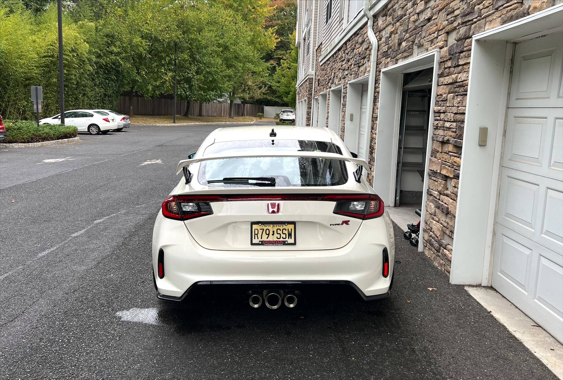 11th Gen Honda Civic Official CHAMPIONSHIP WHITE FL5 Type R Photos Thread 1727193063390-5d