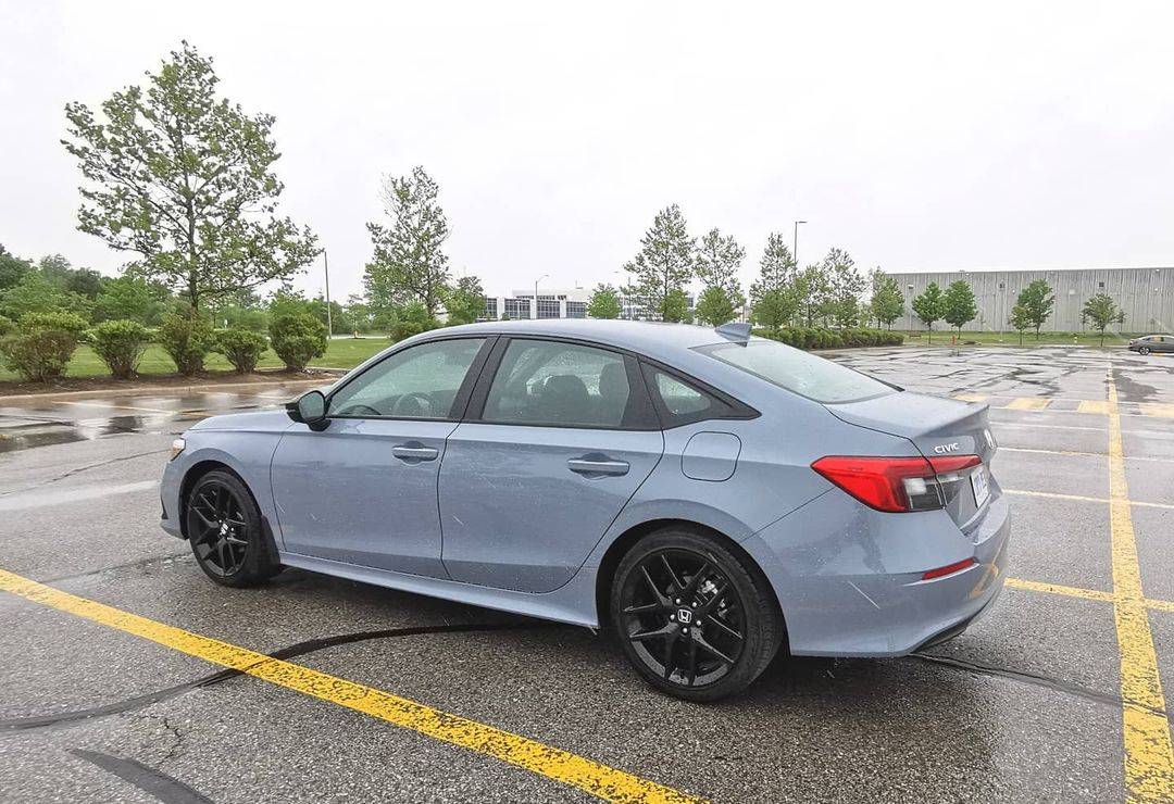 11th Gen Honda Civic Official SONIC GRAY 2022+ 11th Gen Civic & Si Thread 198404254_315910600020389_7848366655913712378_n