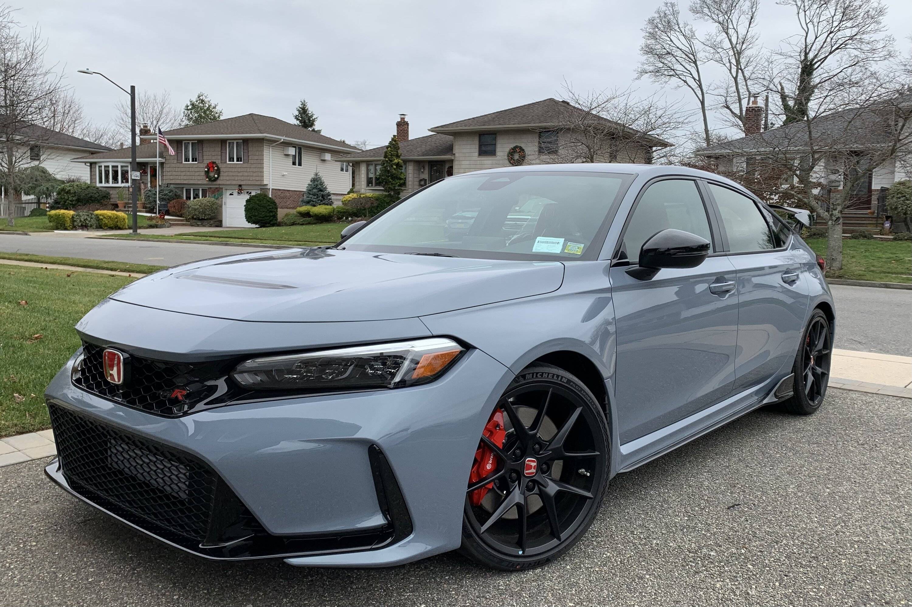 11th Gen Honda Civic Official SONIC GRAY PEARL FL5 Type R Photos Thread 1B0457B3-046F-4993-B62F-50DDE21914D1