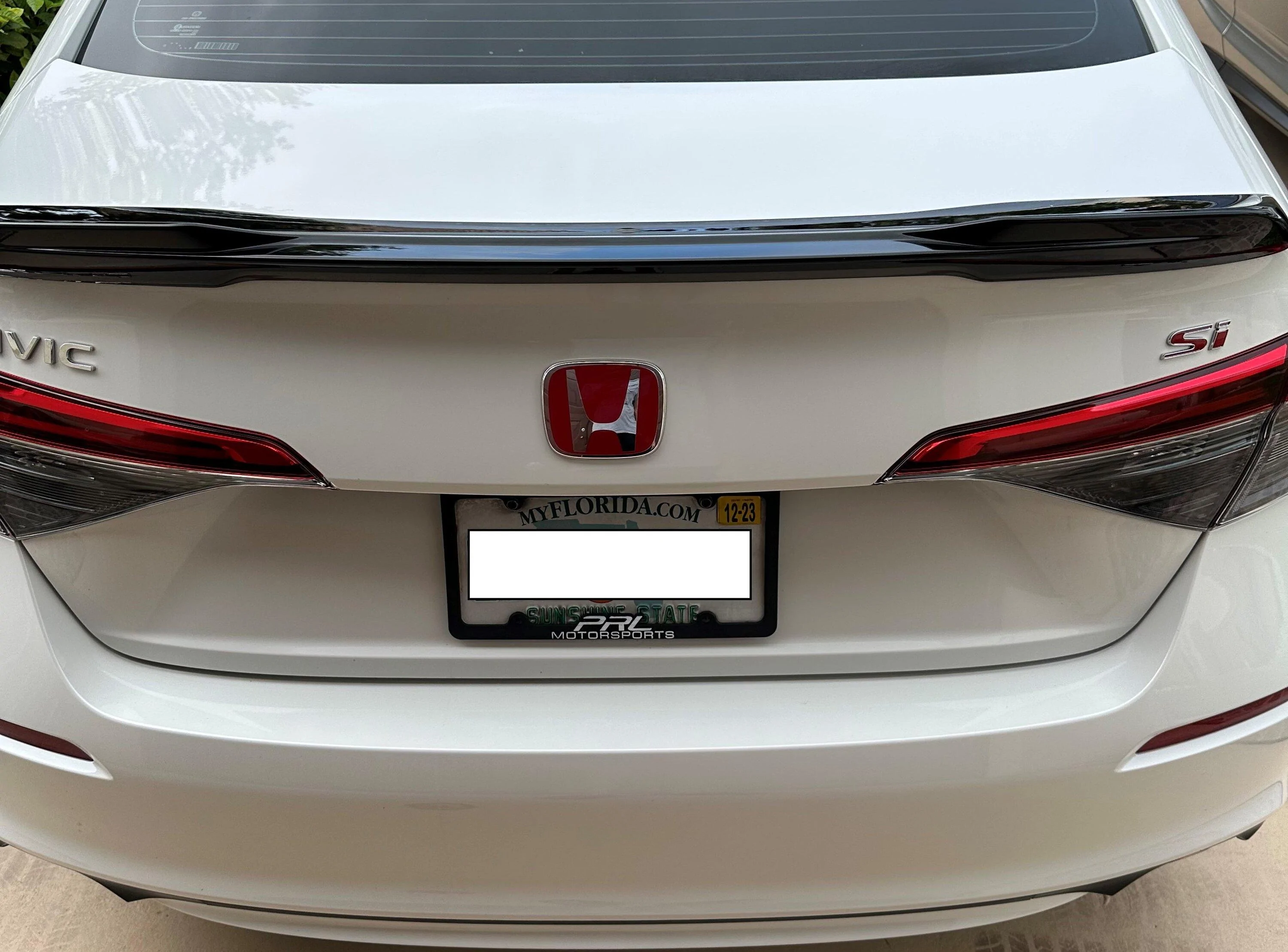 11th Gen Honda Civic Any links for Red Honda badges? 2