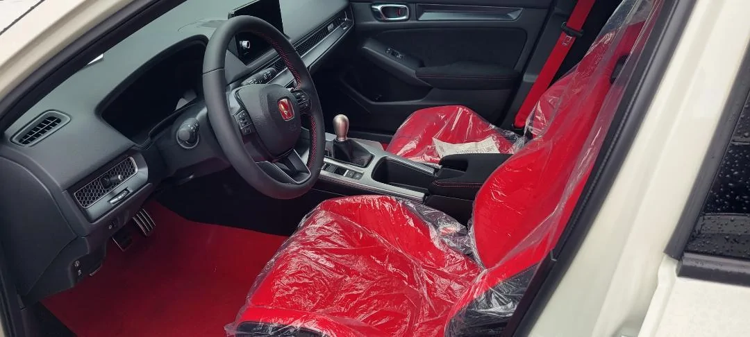 11th Gen Honda Civic Post your FL5 Civic Type R delivery pics! 🙌 📸 2