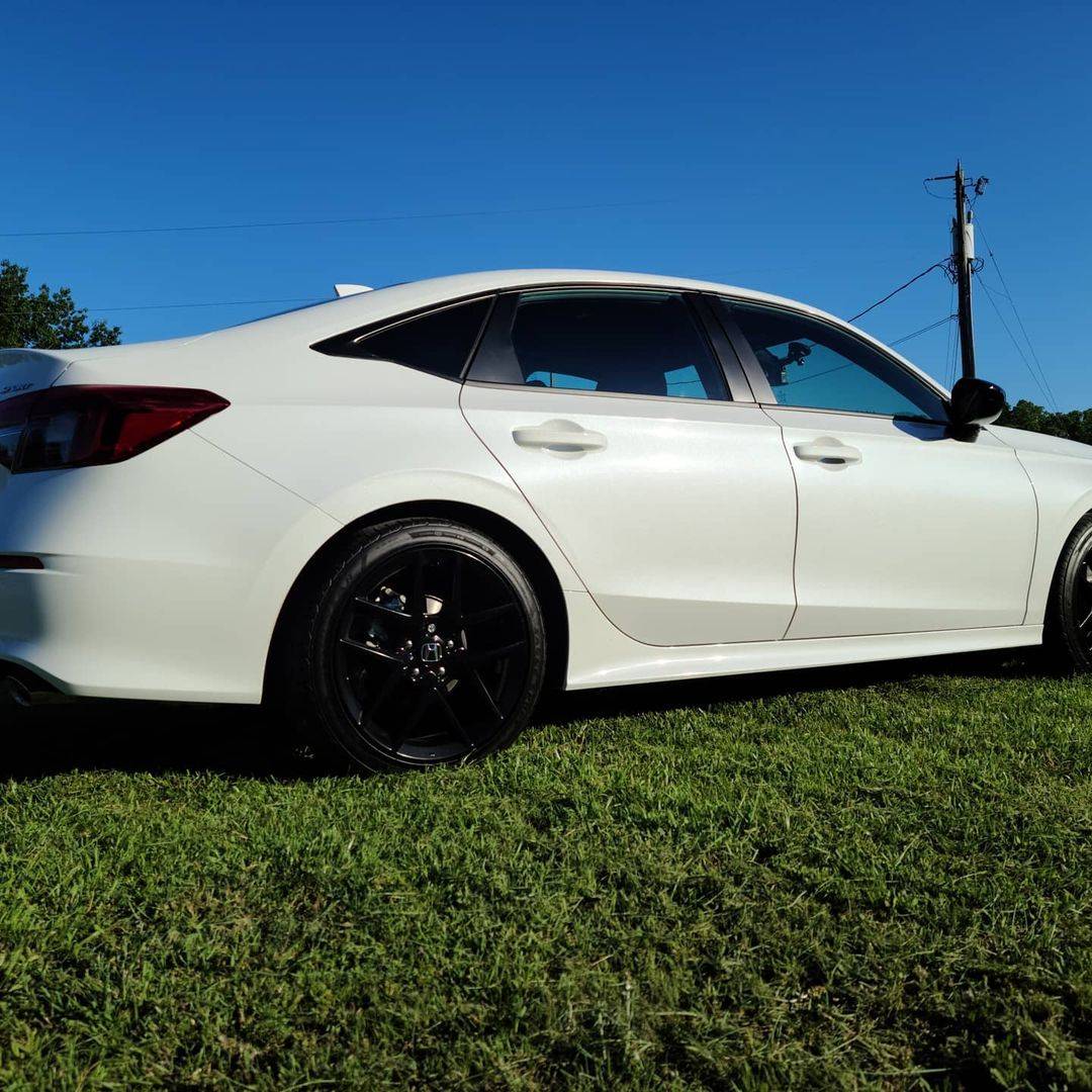 11th Gen Honda Civic Official PLATINUM WHITE 2022+ 11th Gen Civic & Si Thread 202079381_229513942073484_8757835868313724966_n