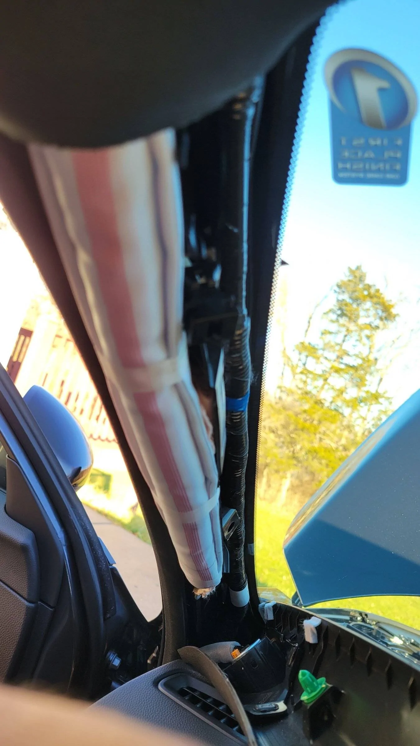 11th Gen Honda Civic A-Pillar clip front driver (routing dash cam wires behind A-Pillar) 20211213_150028