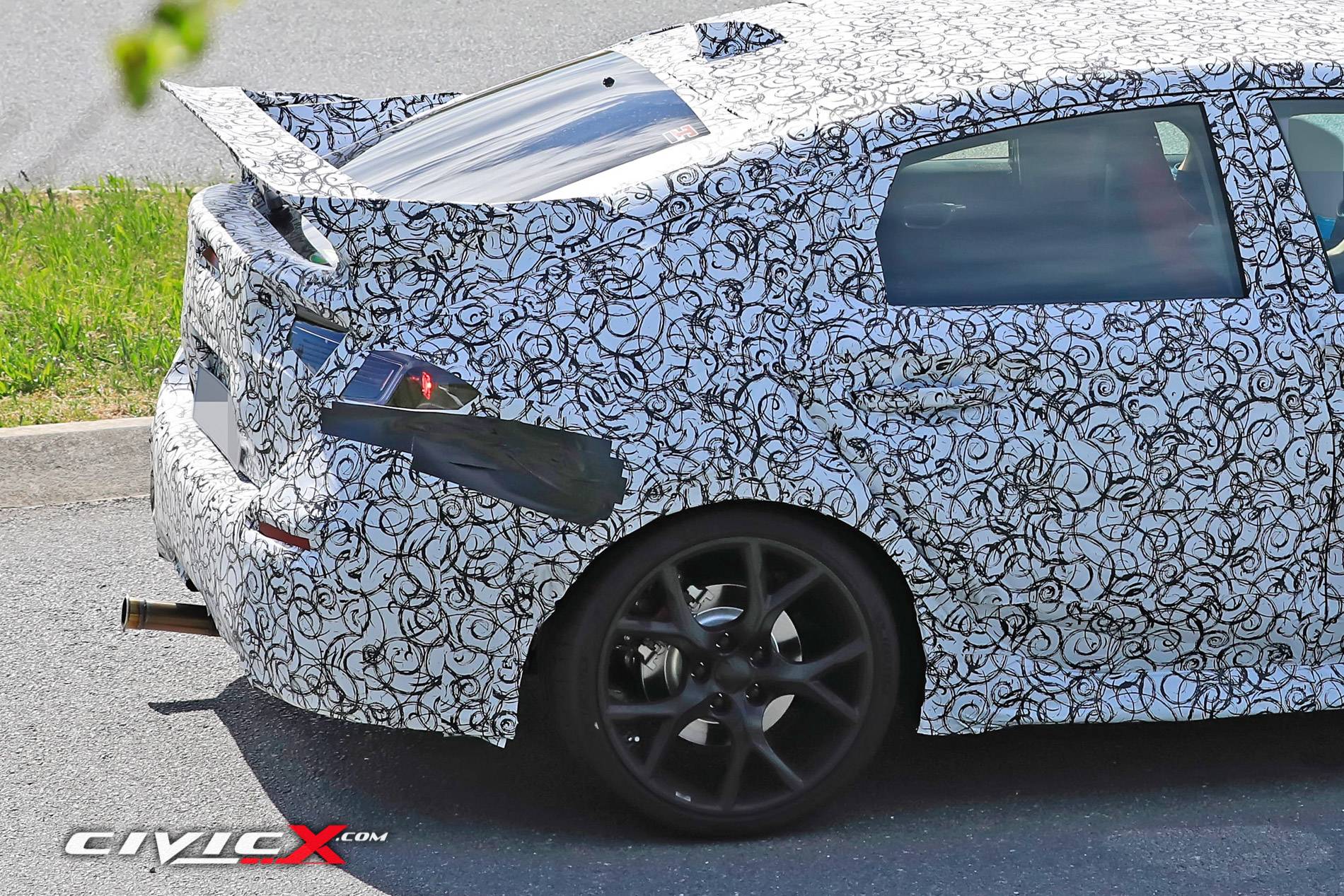 2022-11thgen-Civic-Type-R-22HondaCivicTpR.s11.KGP.jpg