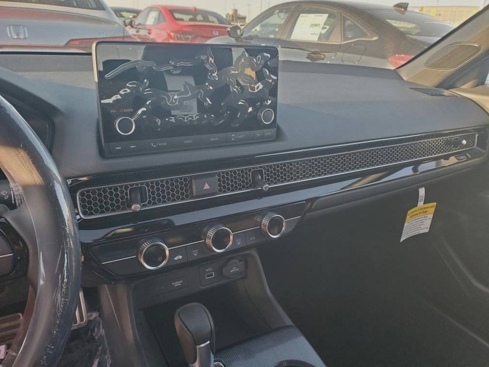 11th Gen Honda Civic 2022 Civic Sedans Built & Ready to Ship (Exterior/Interior Shots) 2022-civic-infotainment-screen