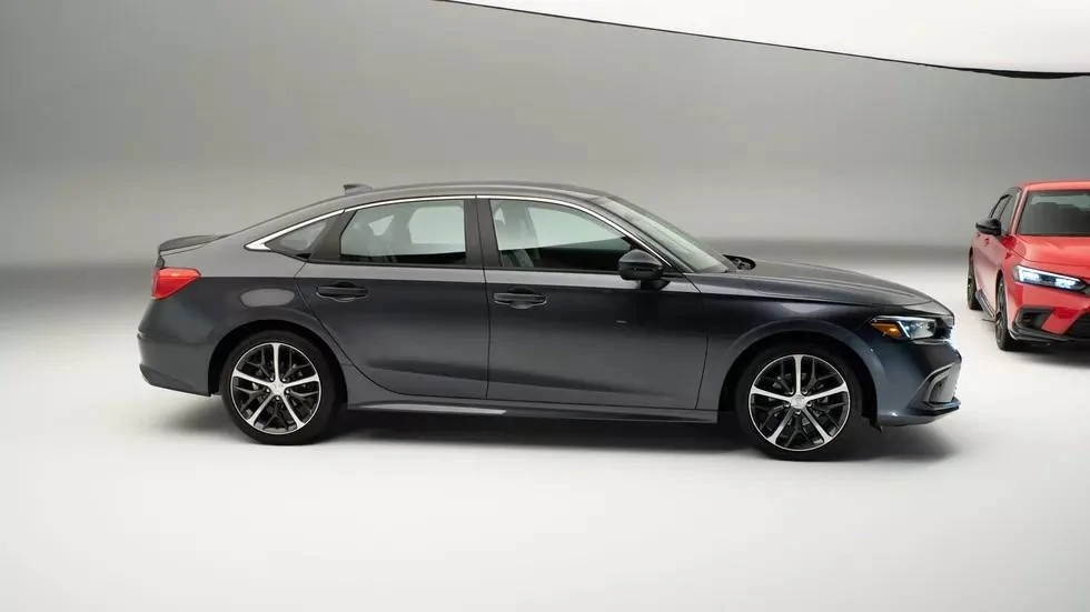 11th Gen Honda Civic Official METEORITE GRAY METALLIC 2022+ 11th Gen Civic & Si Thread 2022-civic-sport-touring-meteor-grey-metallic-11