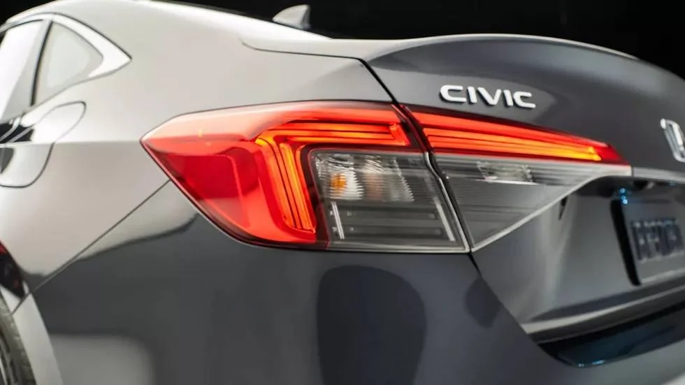 11th Gen Honda Civic Official METEORITE GRAY METALLIC 2022+ 11th Gen Civic & Si Thread 2022-civic-sport-touring-meteor-grey-metallic-16