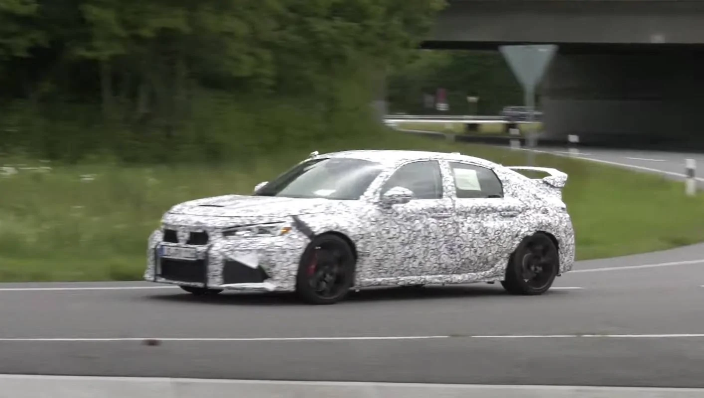11th Gen Honda Civic Video: New Civic Type R Spied Road Testing in Germany 2022-civic-type-r-5-png.3975