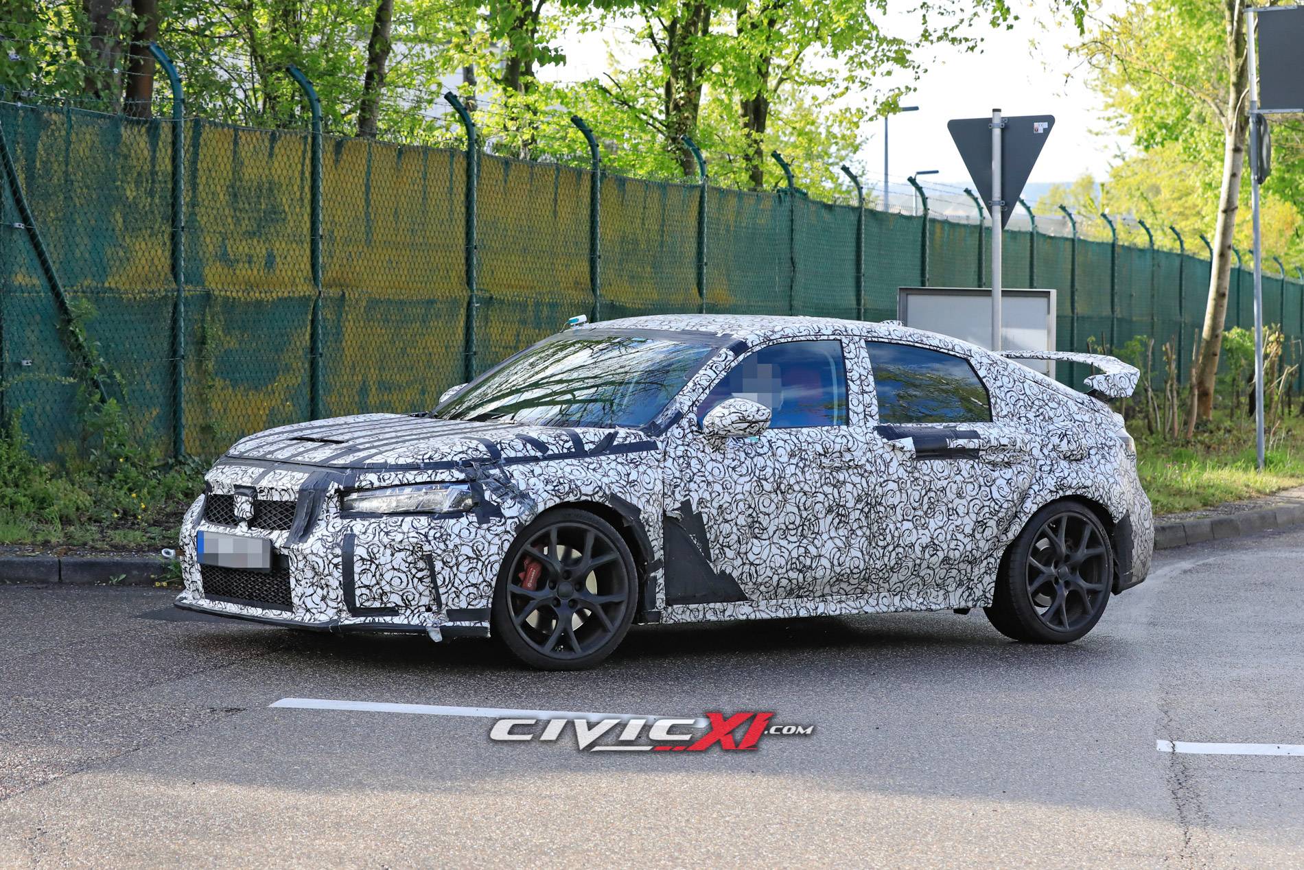 11th Gen Honda Civic 2022 Civic Type R Spied in Best Looks Yet! ? 2022 Civic Type R Hatchback Spied 7