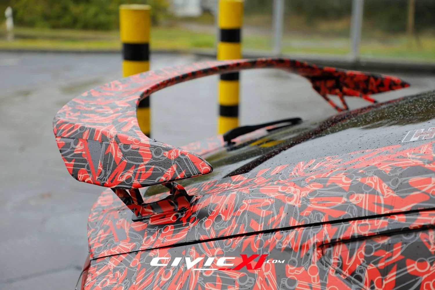 11th Gen Honda Civic ? 2022 Civic Type R Spied Inside & Out (First Interior Shots)! 265/30/19 tires revealed. 2022-civic-type-r-spied-interior-first-look-exterior-closeups-24