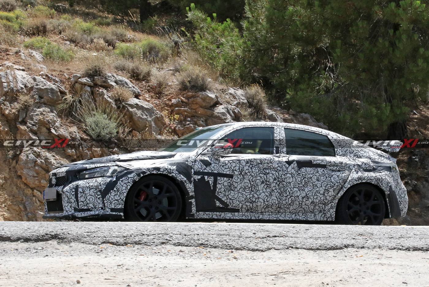 11th Gen Honda Civic Next Civic Type R Spied Testing in Southern Europe 2022-civic-type-r-testing-europe-15