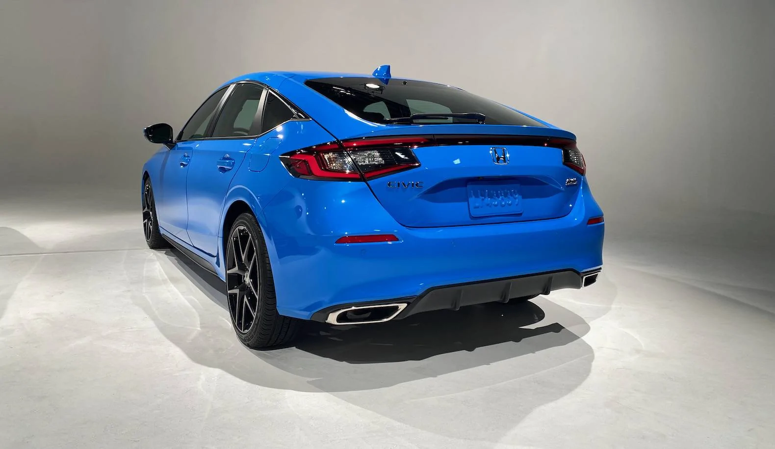 11th Gen Honda Civic In-Studio Look at 2022 Civic Hatchback & Versus Sedan 2022-Honda-Civic-Hatchback-007