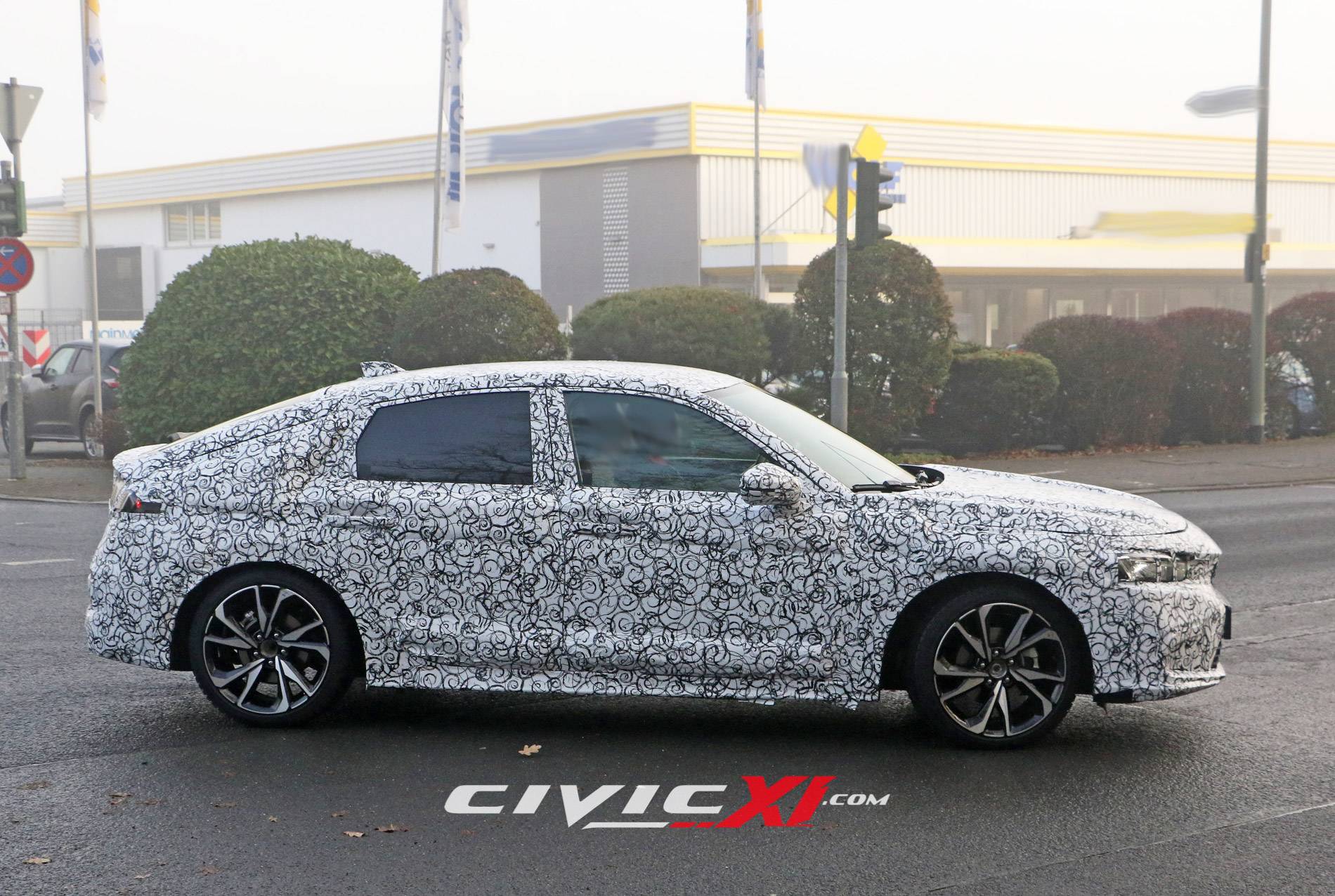 11th Gen Honda Civic Spied: 2022 Civic Hatchback up close 2022 Honda Civic Hatchback 10