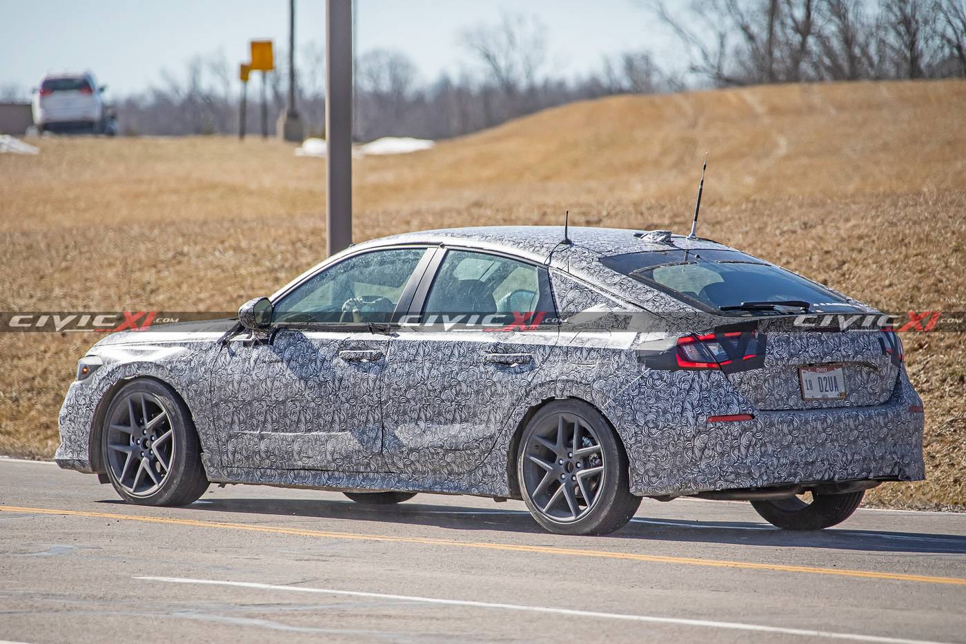 11th Gen Honda Civic 2022 Civic Hatchback Spied Again With New Wheels, Less Camo 2022-honda-civic-hatchback-11