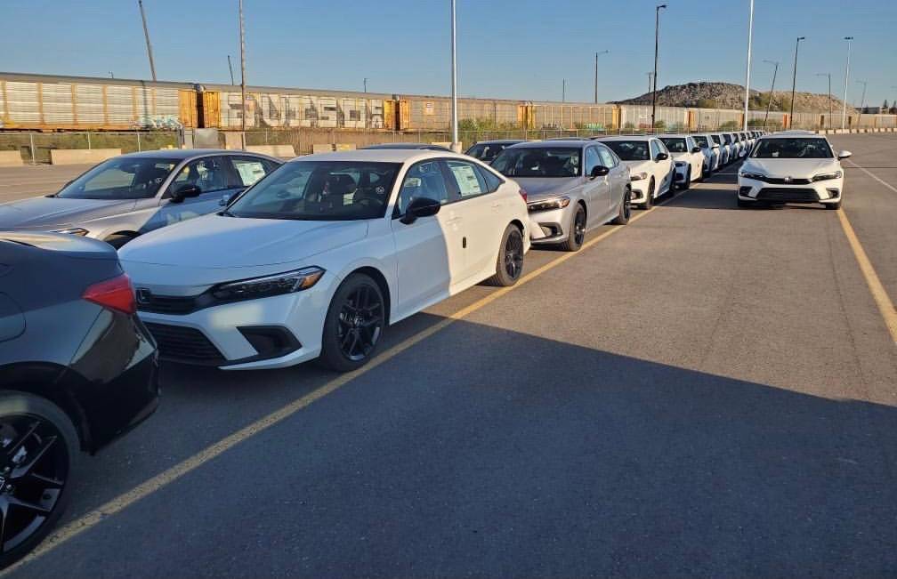 11th Gen Honda Civic Official PLATINUM WHITE 2022+ 11th Gen Civic & Si Thread 2022-honda-civic-sedan-shipping-deliveries-jpe