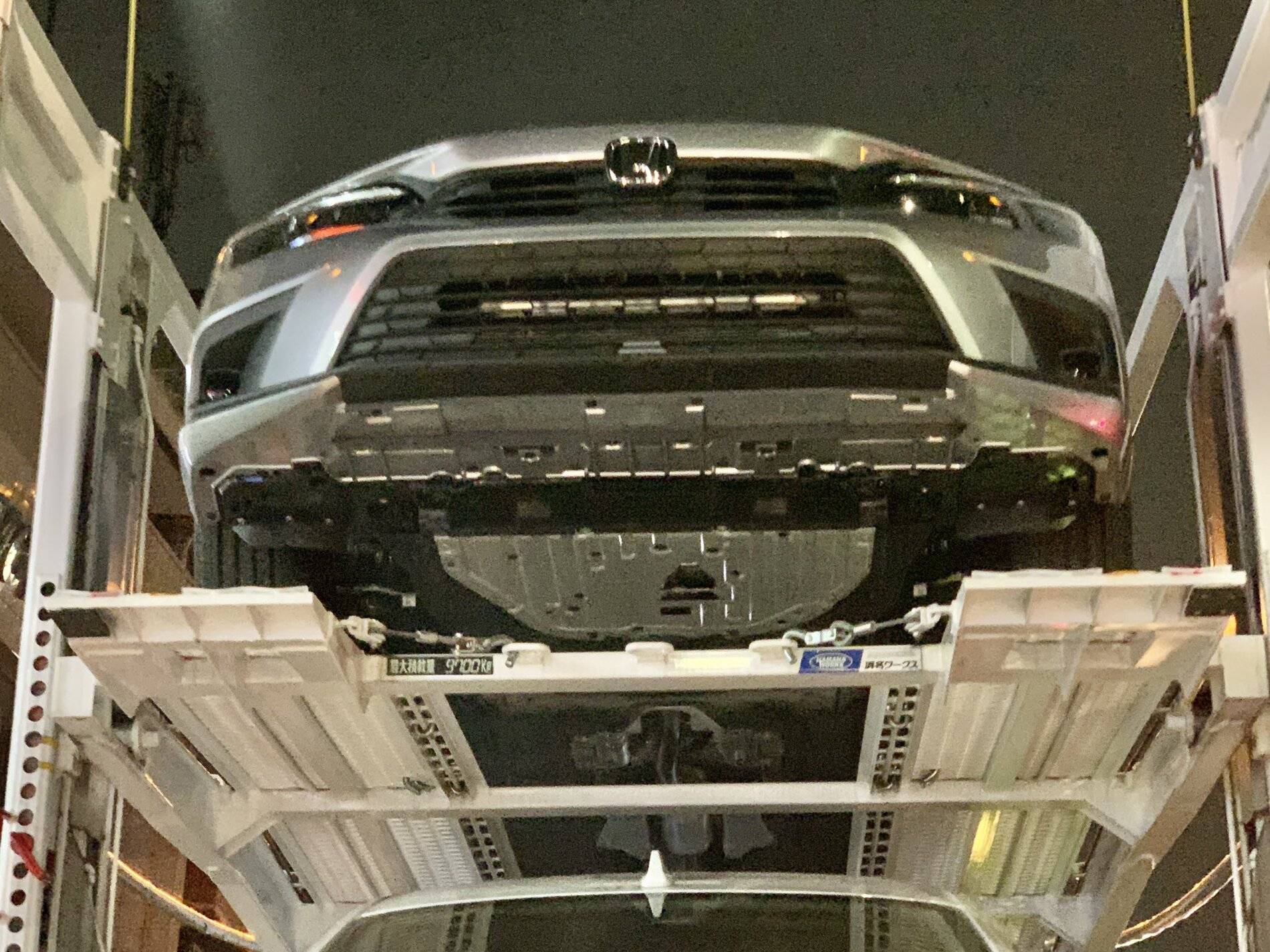 11th Gen Honda Civic Spied: 2022 Civic Sedan in Platinum White and Lunar Silver (US Spec) 2022 Honda Civic Sedan Silver 6