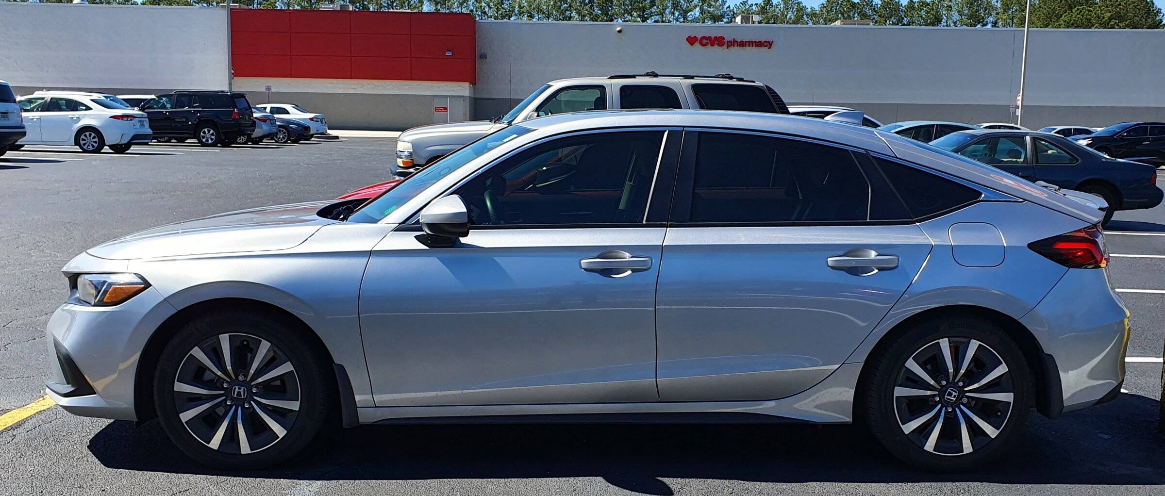 11th Gen Honda Civic Lunar Silver 2022 Civic hatchback 20220314_140845-01