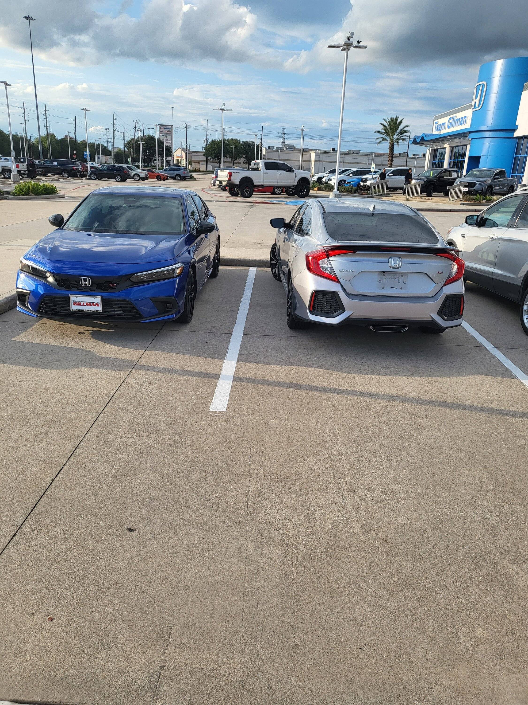 11th Gen Honda Civic 11th gen Si vs 10th gen Si...My ownership experience. 20220823_184649