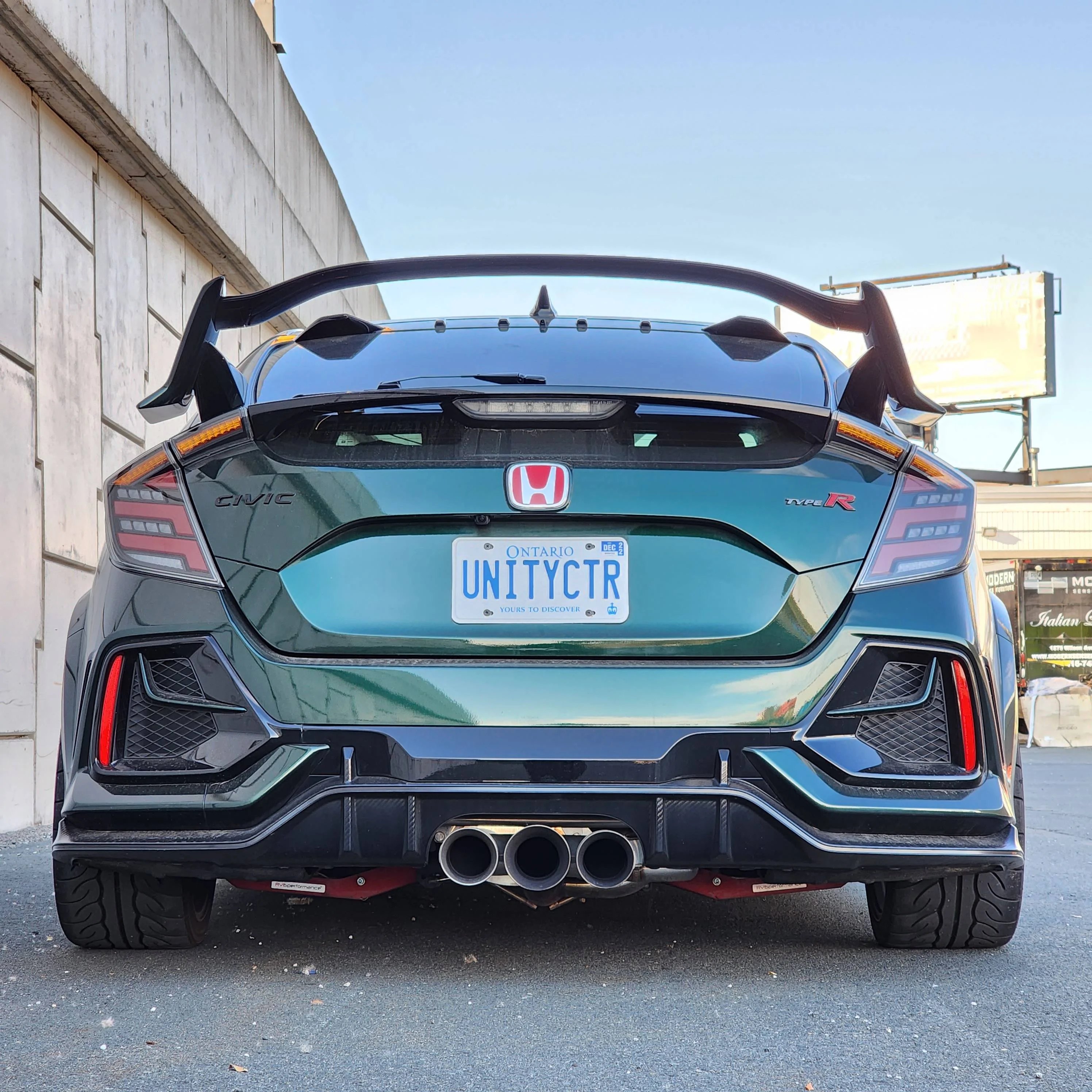 11th Gen Honda Civic Canadian dealer asked what colour Type R I want 20221110_095343