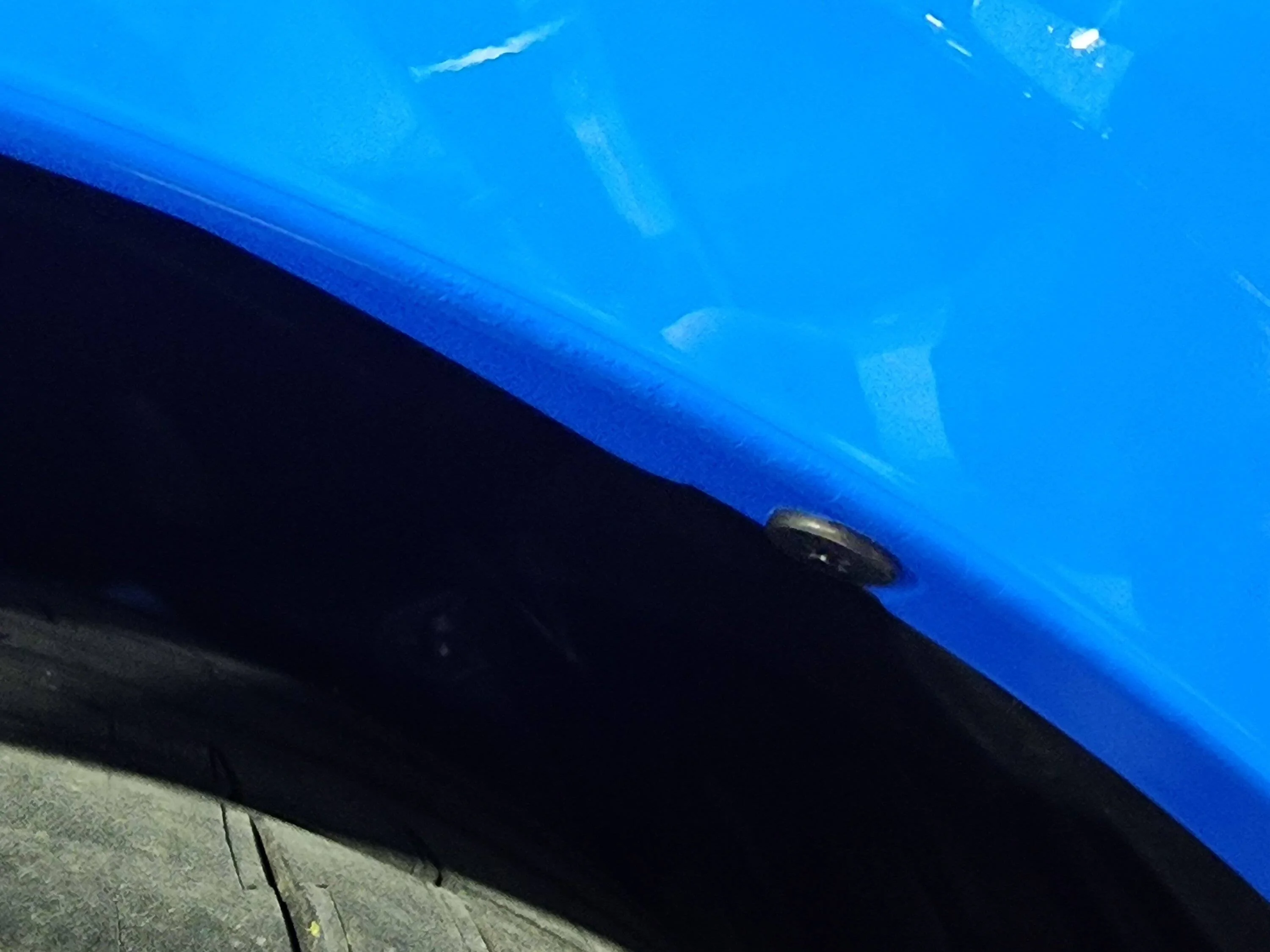 11th Gen Honda Civic Paint pulling from front bumper during PPF install (2023 Boost Blue Type R) 20221222_163205
