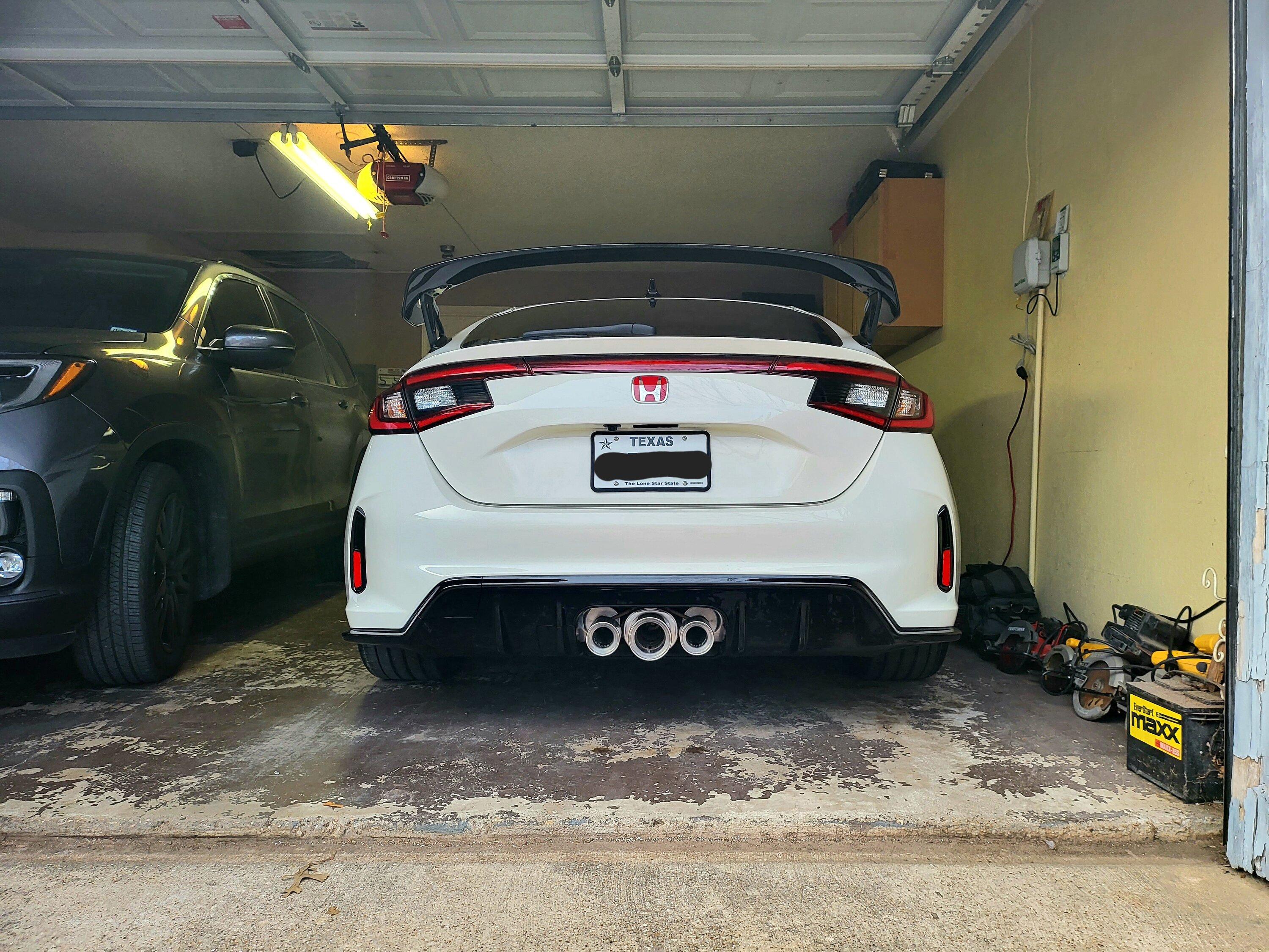 11th Gen Honda Civic Anyone fully debadge the rear? 20221231_170633