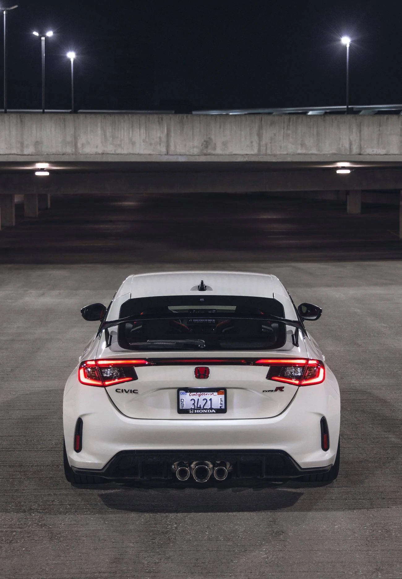 11th Gen Honda Civic Official CHAMPIONSHIP WHITE FL5 Type R Photos Thread 2023-honda-civic-type-r-3988-edit-1668454298