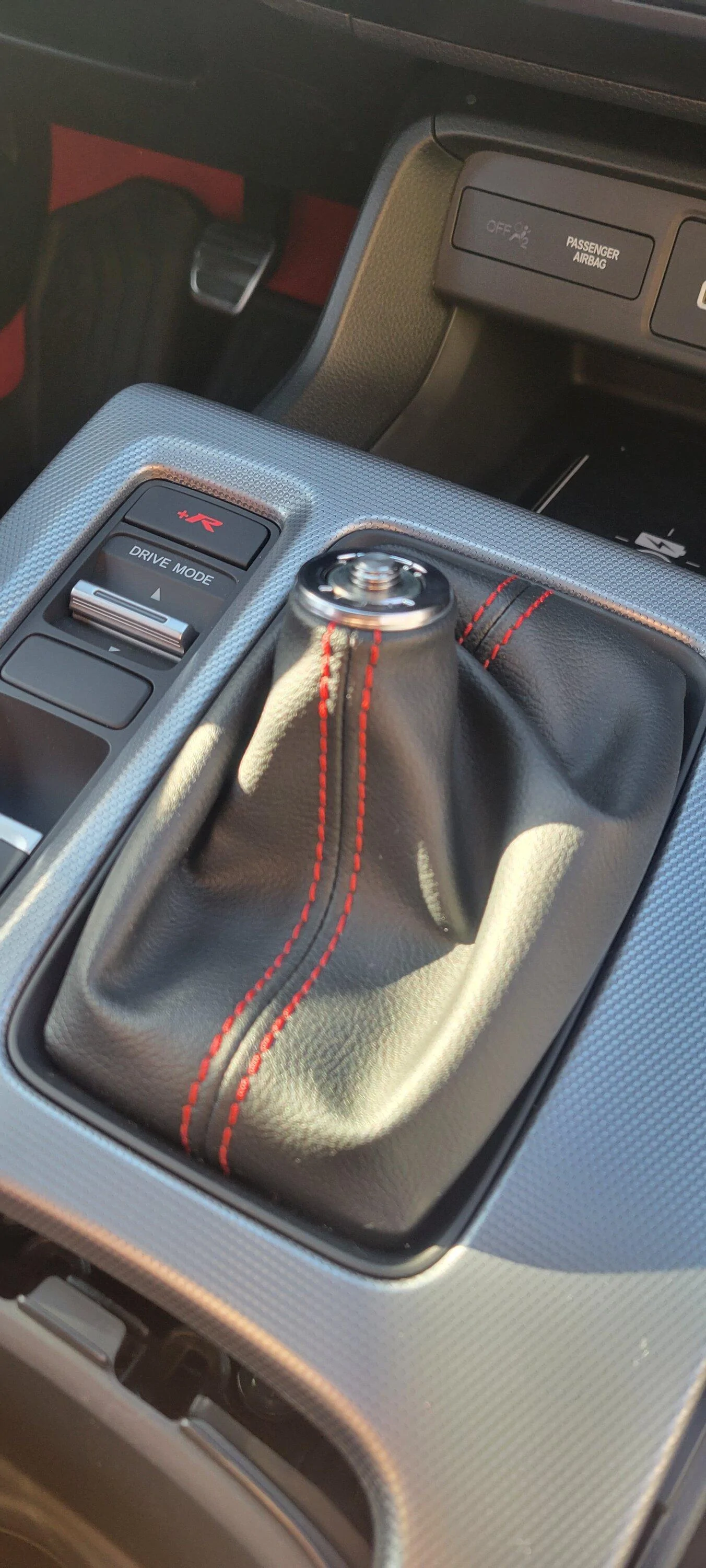 11th Gen Honda Civic TTD Craft Carbon Fiber Steering Wheel installed in FL5 20230218_163011