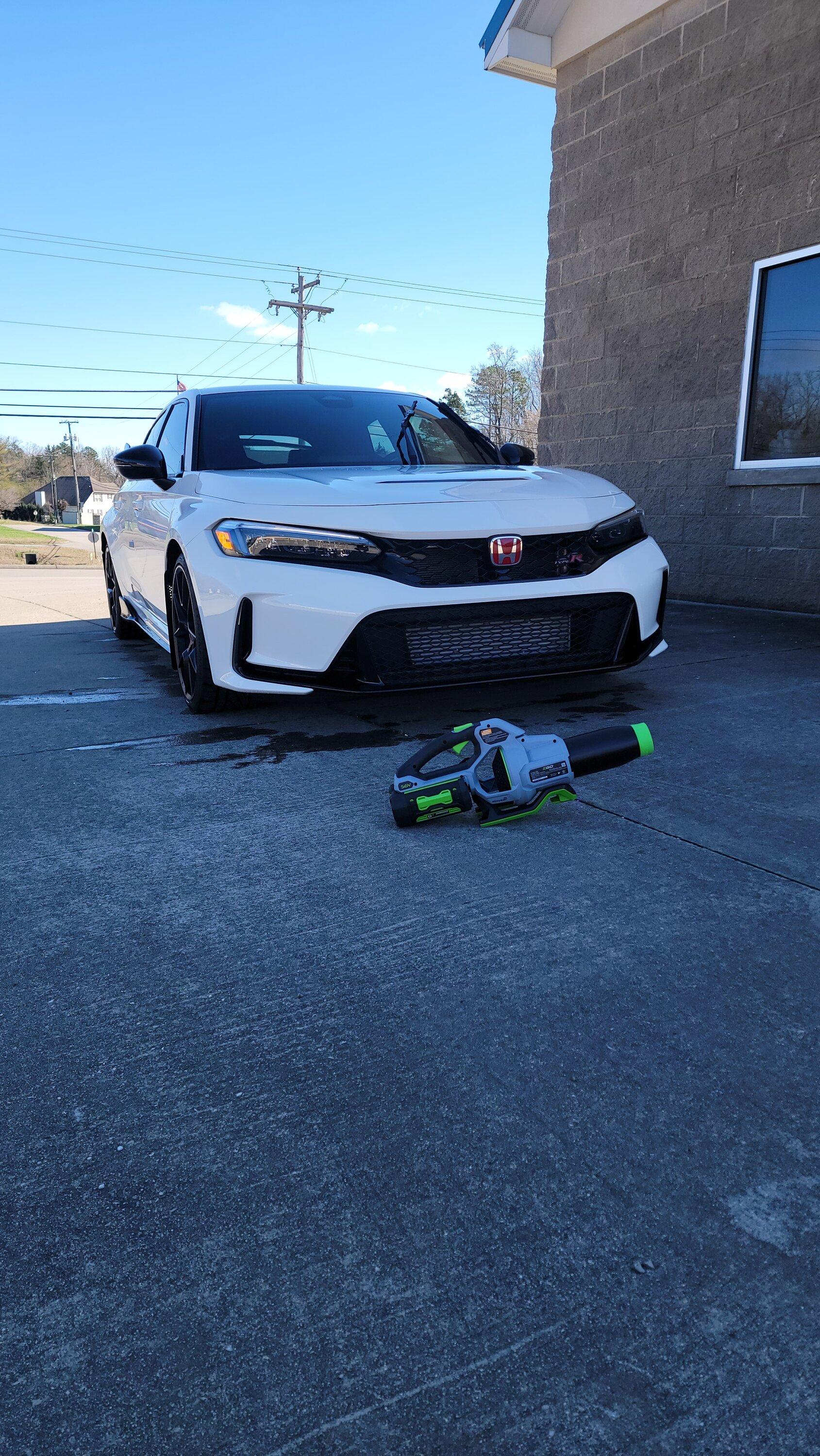 11th Gen Honda Civic Official CHAMPIONSHIP WHITE FL5 Type R Photos Thread 20230304_102636